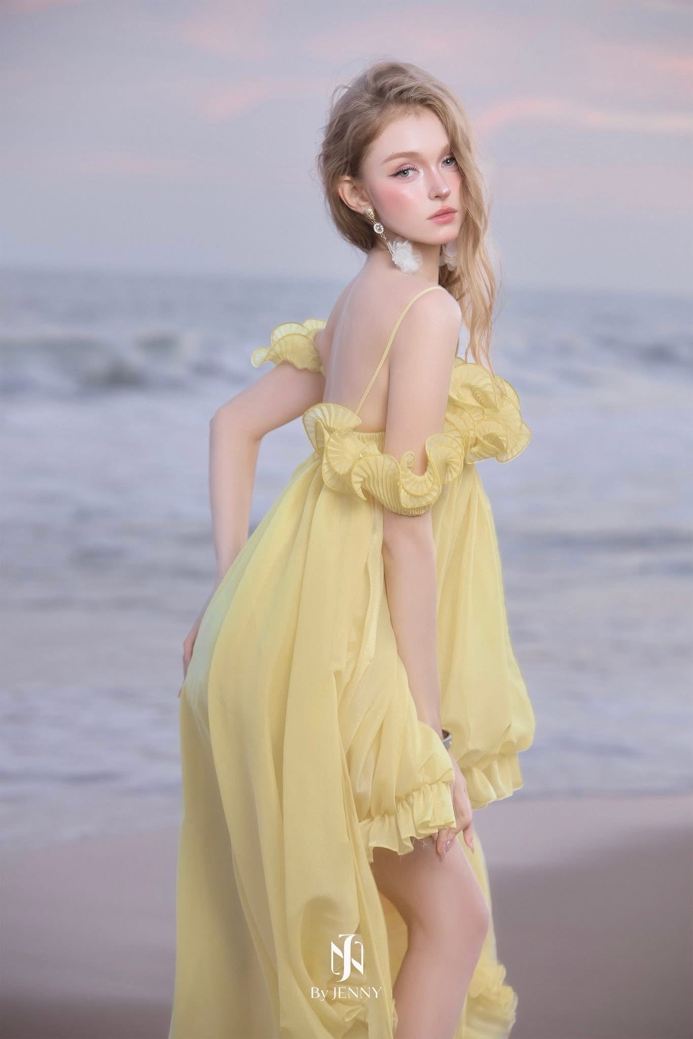 BY JENNY Yellow Vacation Elegant Solea Mini Dress