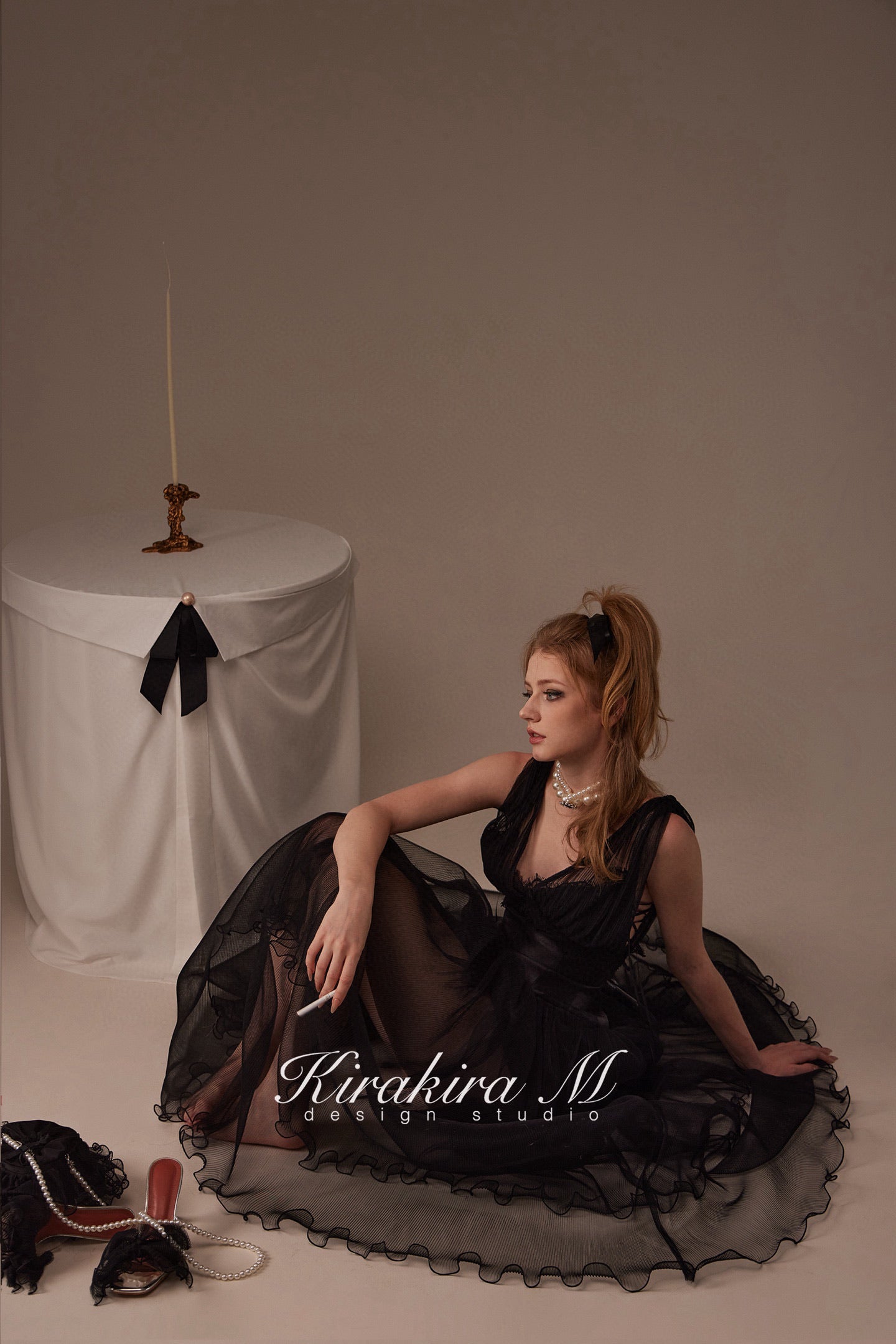 Kirakira M Black V- neck Maxi Dress