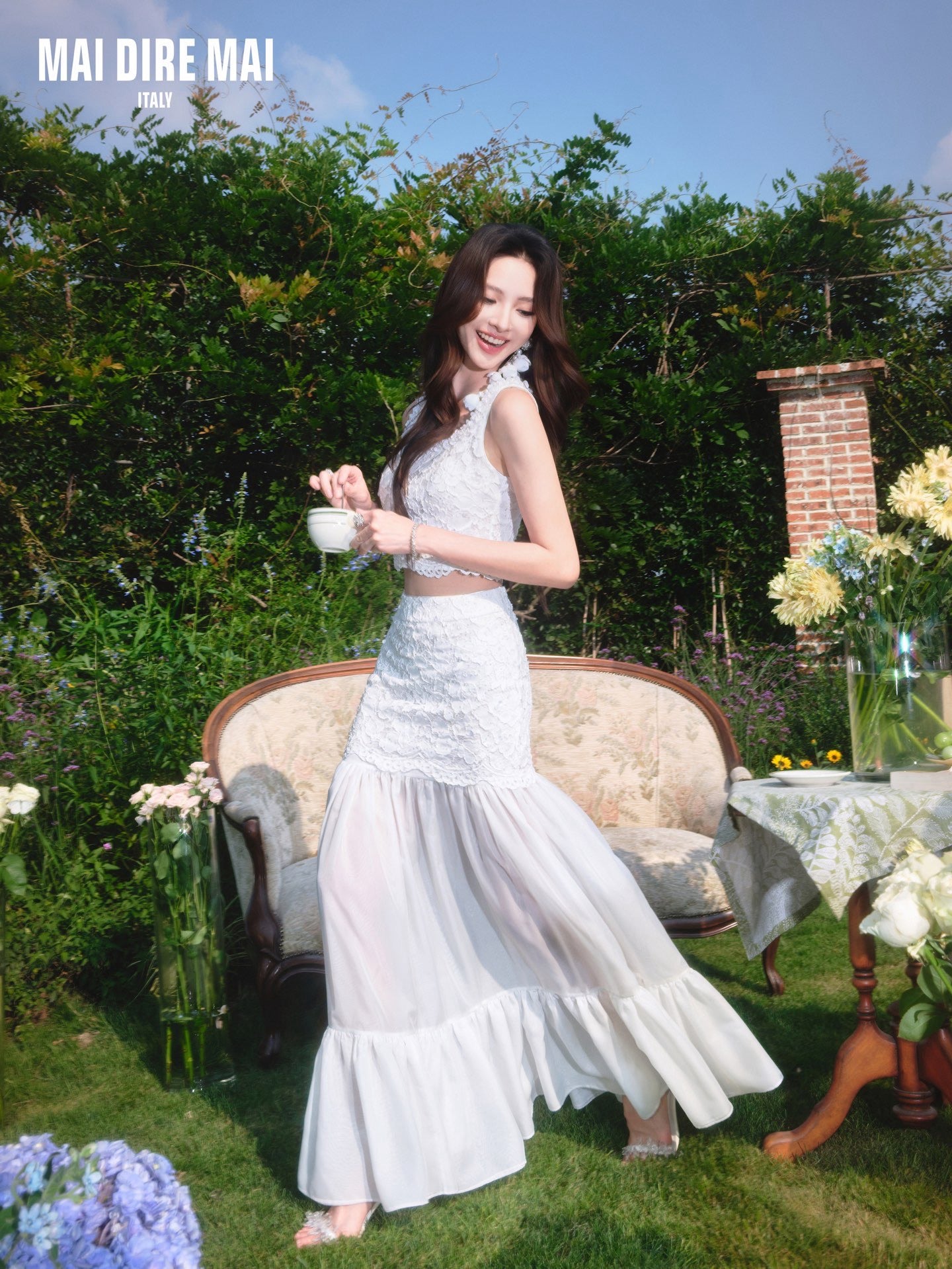 MAI DIRE MAI White Lace Top & Skirt