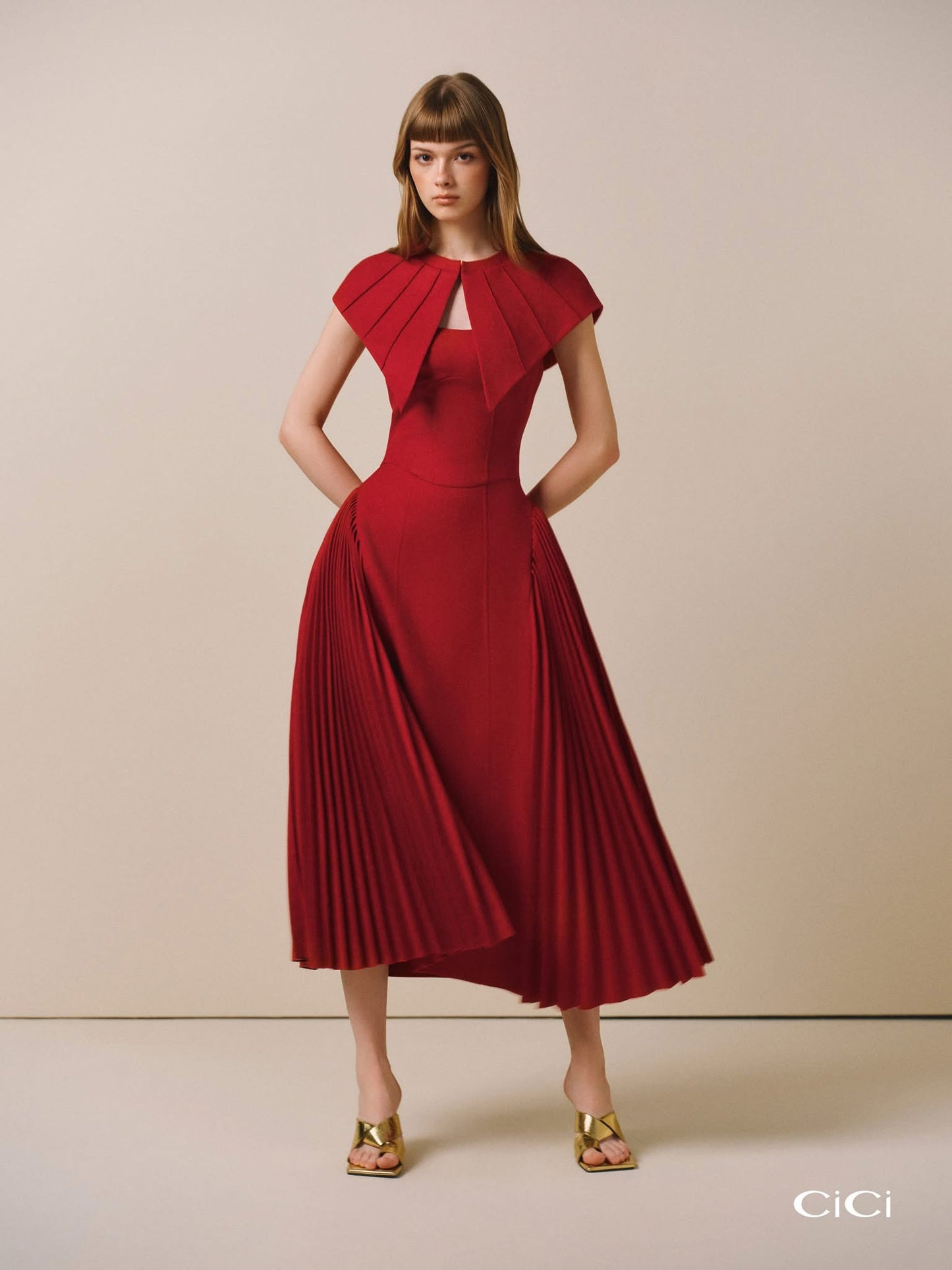 CICI RED JARDIN Pleated Midi Dress