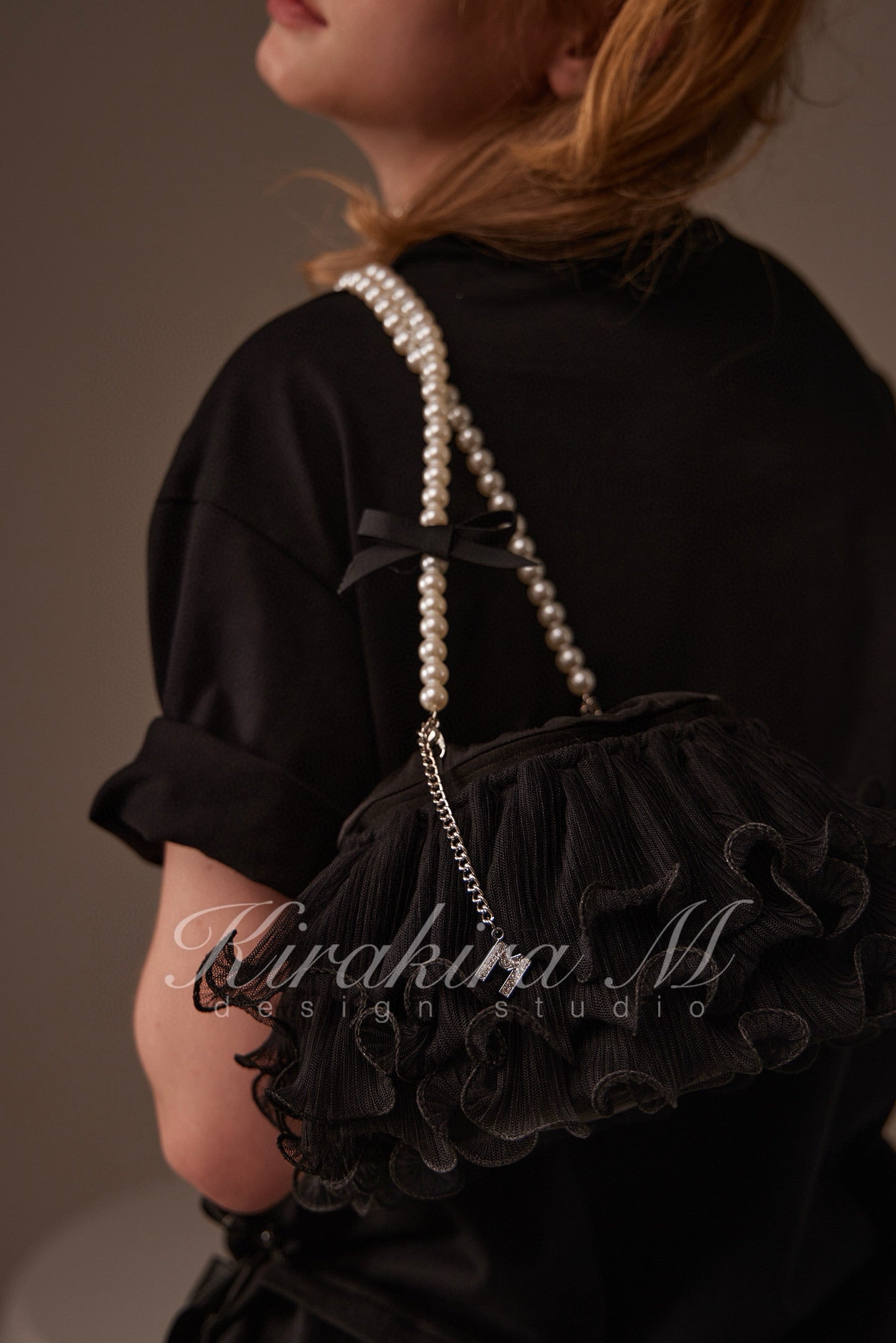 Kirakira M Black& White Pearl Layered Shoulder Bag