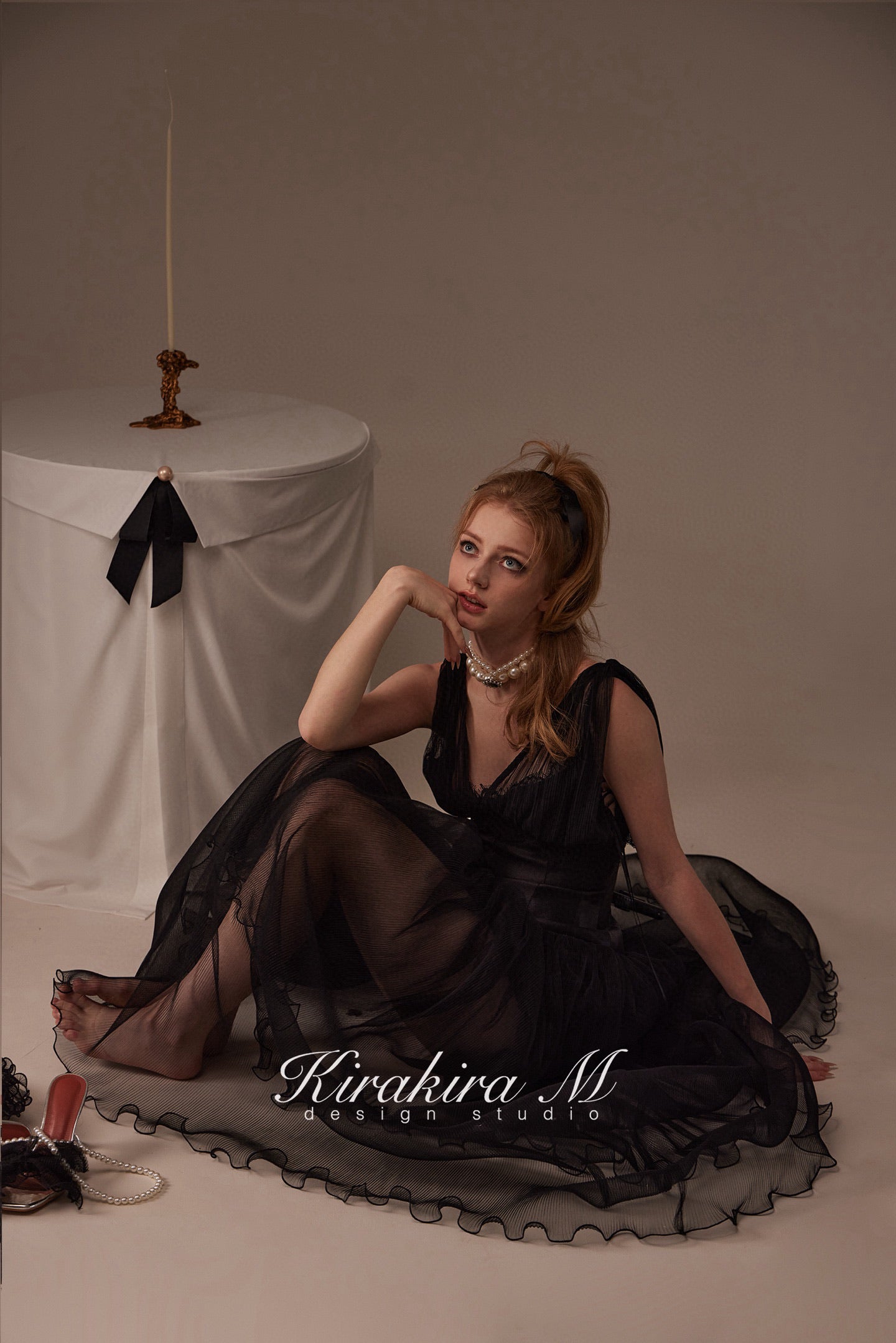 Kirakira M Black V- neck Maxi Dress