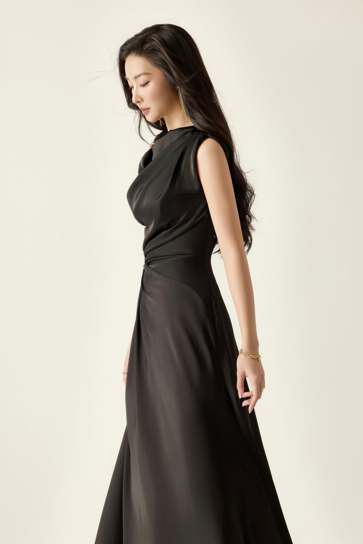Black Brise Twisted Drape Midi Dress