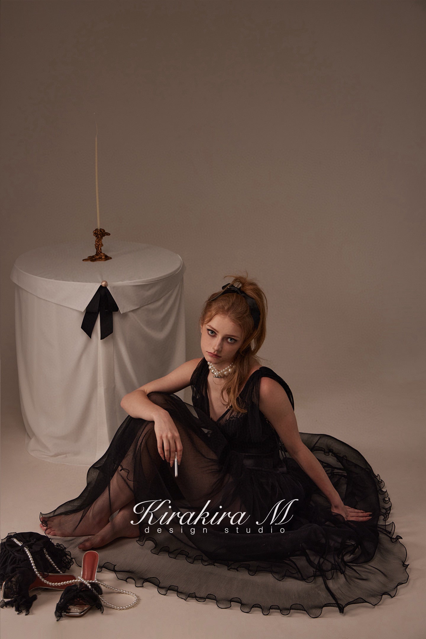 Kirakira M Black V- neck Maxi Dress