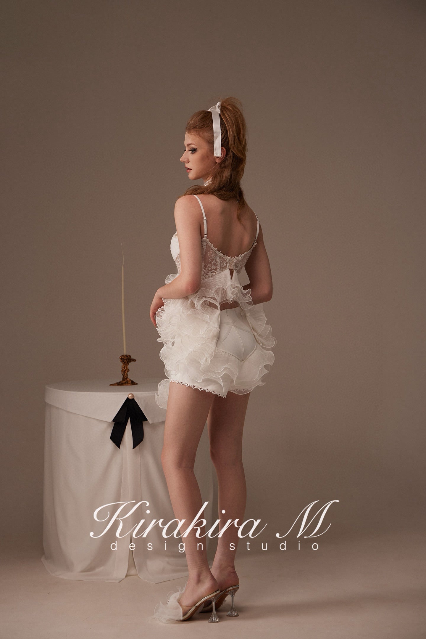 Kirakira M White Lace Spliced Layered Lace Top& Shorts