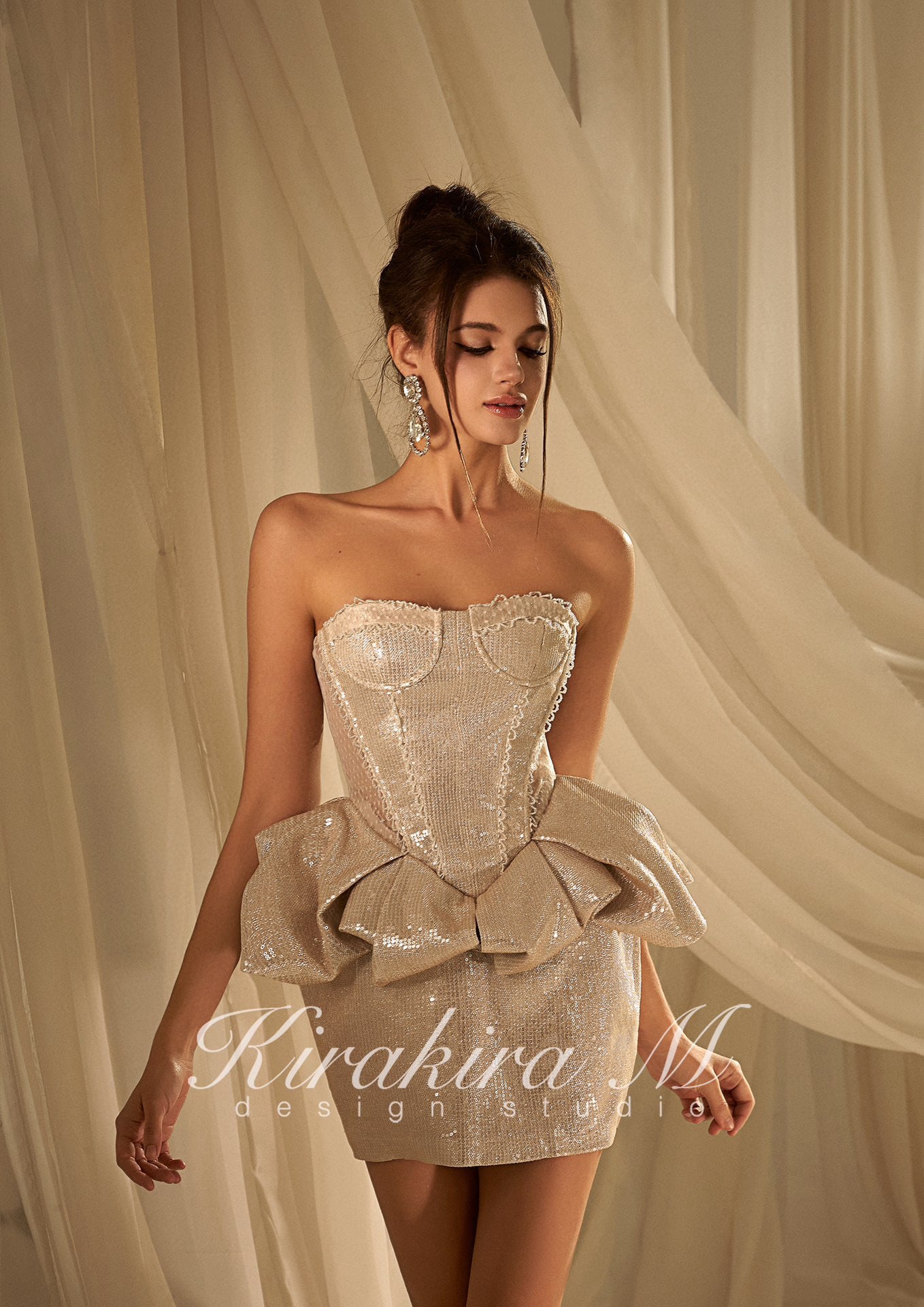 KIRAKIRA M Champaign glitter strapless mini dress