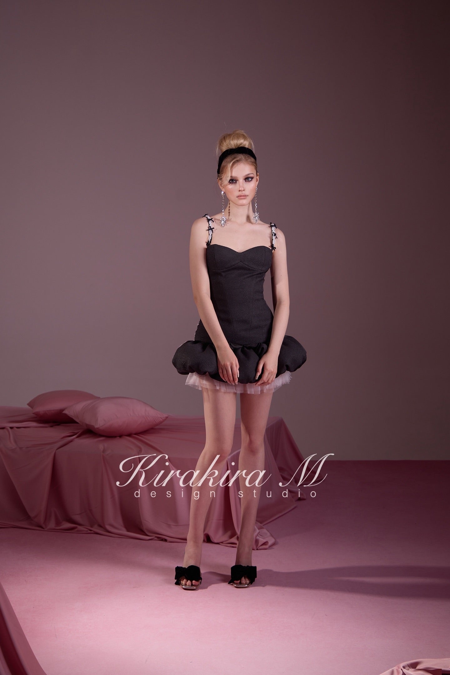 KIRAKIRA M Black Knitted Bouquet Strapless Mini Dress – Hadlyn