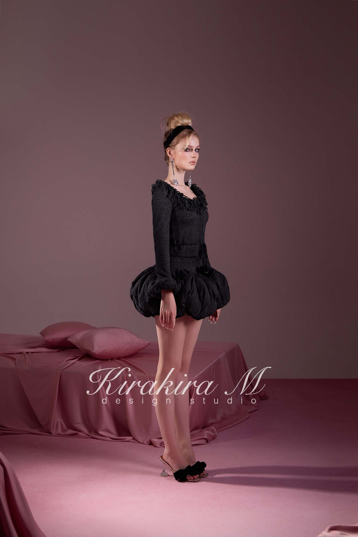 KIRAKIRA M Black Stretch Knit Bubble Sleeve Jacket & Skirt