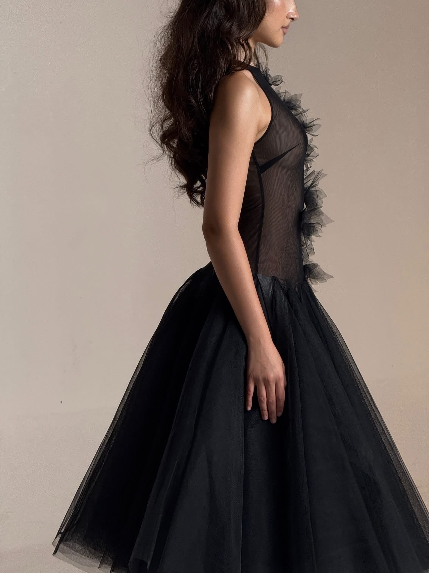 HUELLEY ROSE Black Fae Midi Dress