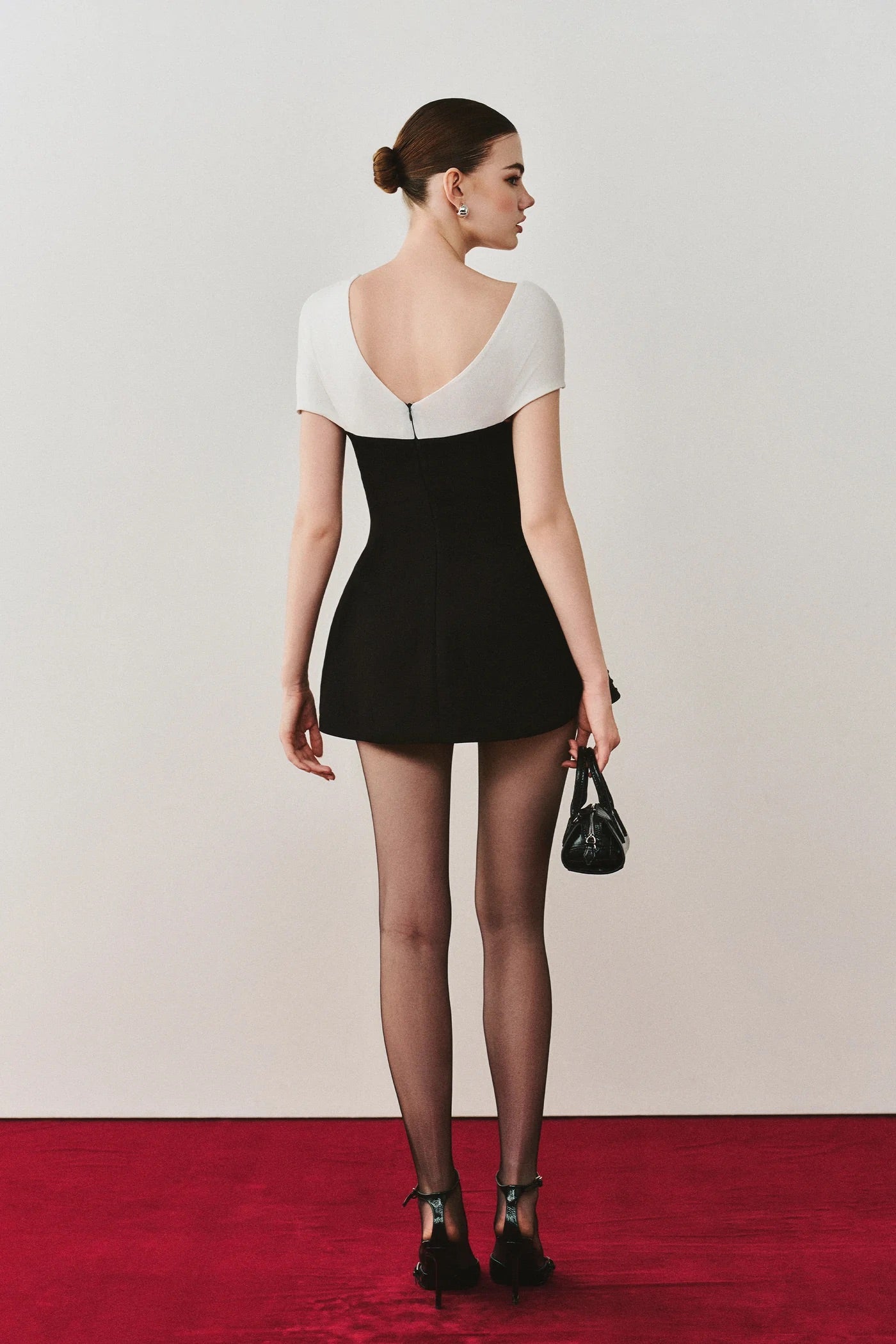 CICI Black White Elegant Vacation Selvara Mini Dress