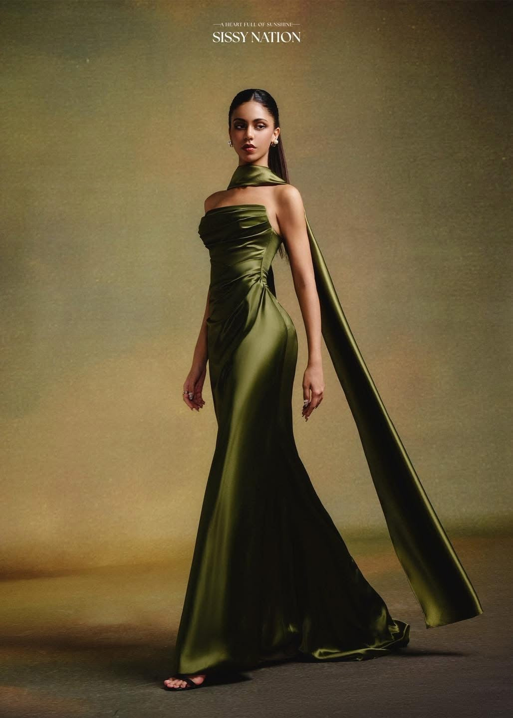 SISSY NATION Green Elegant Silk Maxi Dress