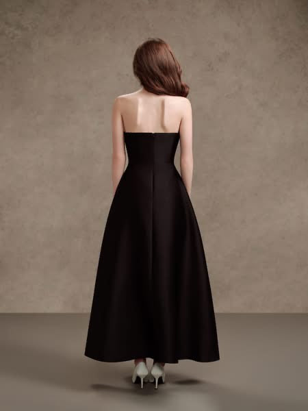 DELICATE Black Lily Maxi dress
