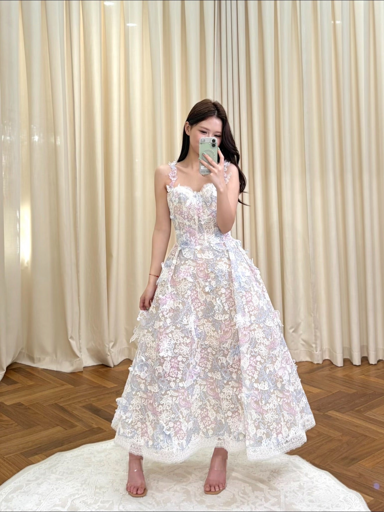 AMUSEE MOI WEEKEND Elegant Formal White Paradise Maxi Dress