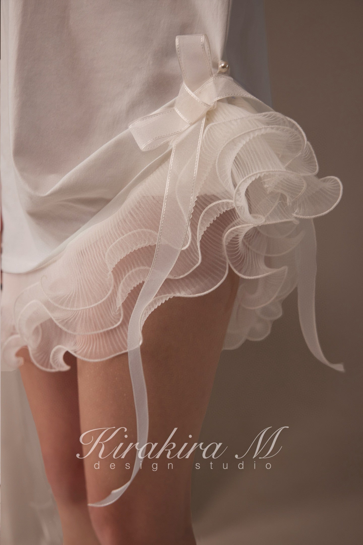 Kirakira M White & Black Bow Top& Lace Shorts& Lace Low Rise Pants