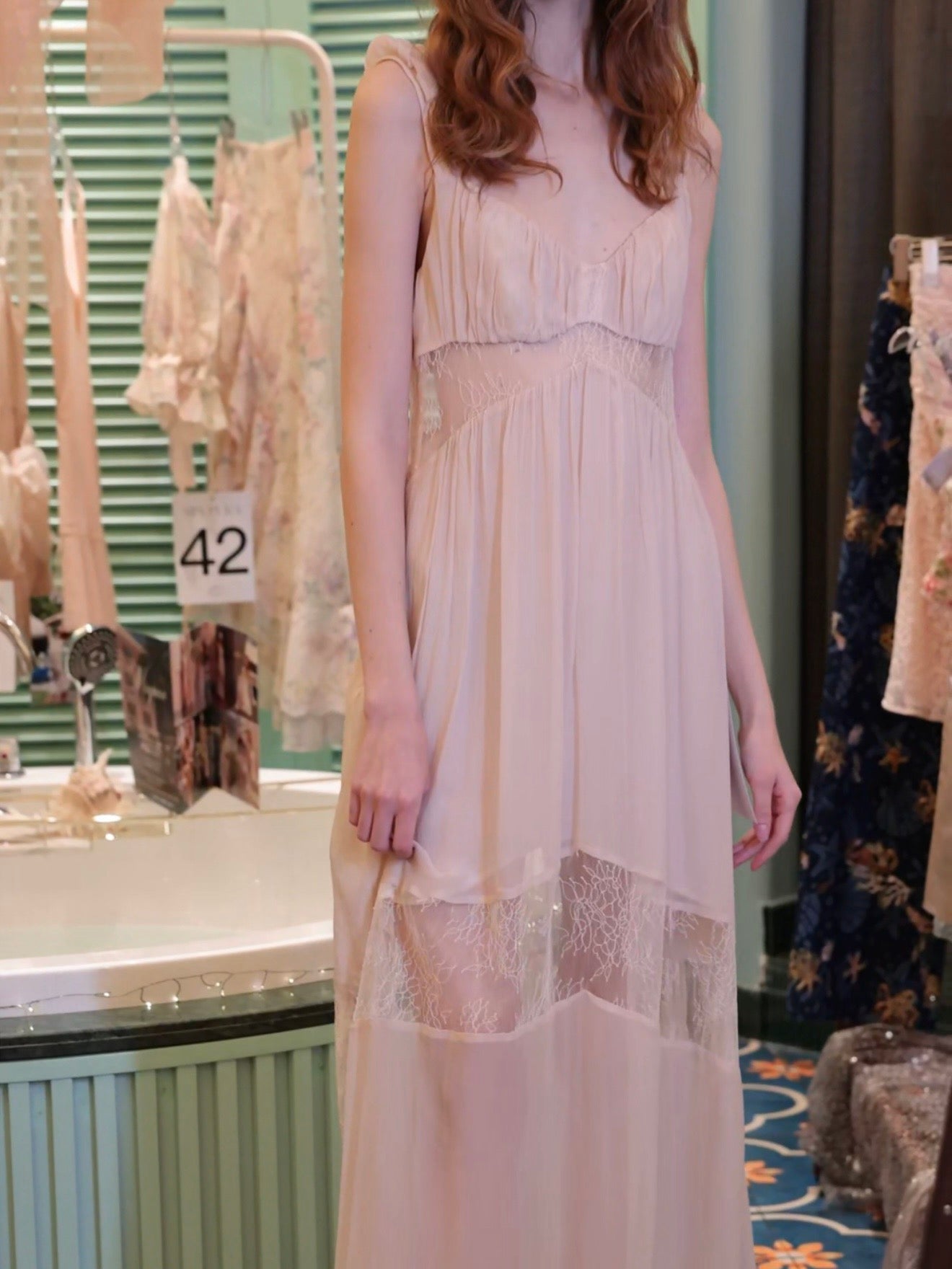 MIN PURA Floral Vacation Sweet Sequins Midi Dress