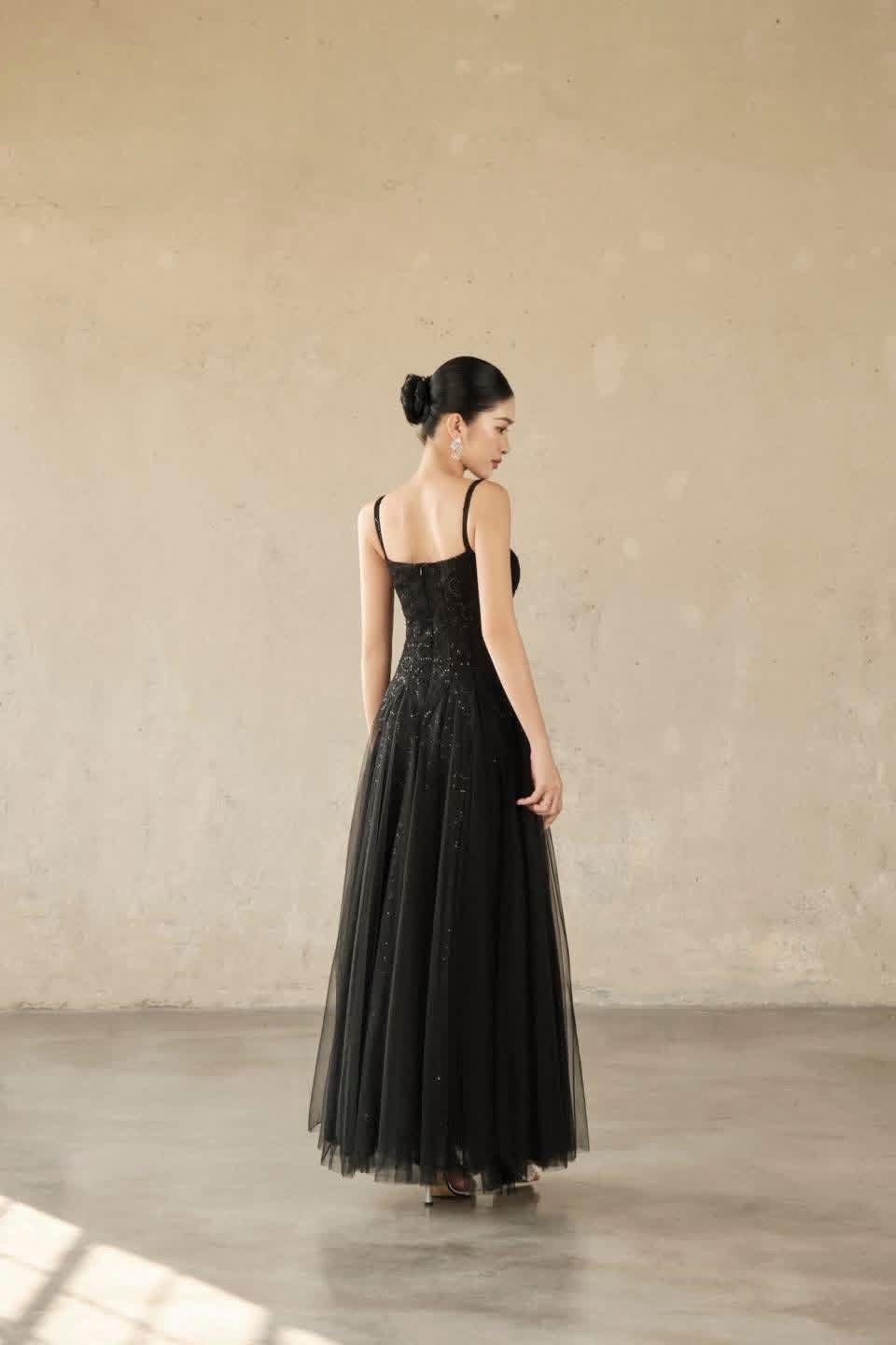 DELICIAE Black Scarlet Maxi Dress