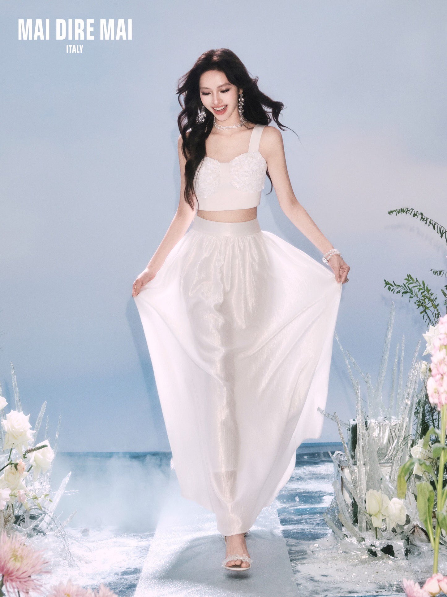 MAI DIRE MAI White Lace Vacation Sequinned Bow Top & Skirt