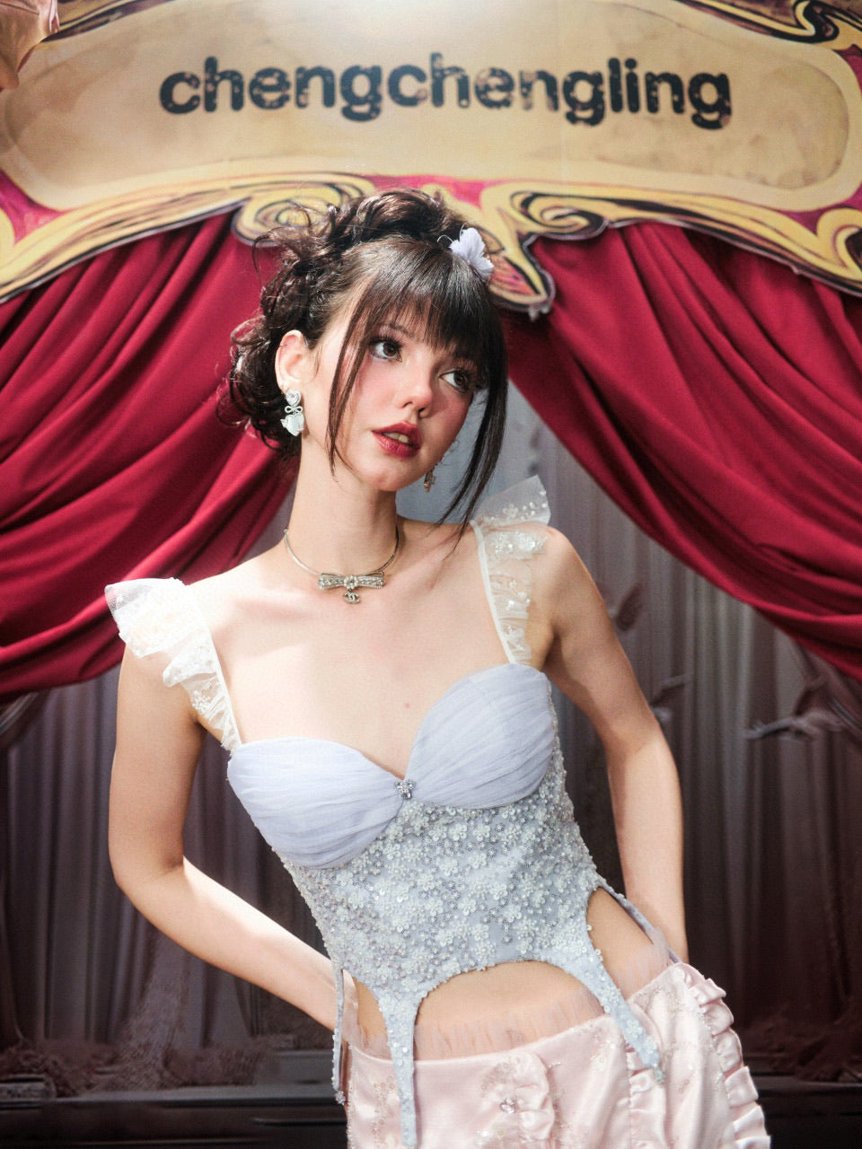 Chengchengling Snowflake Beaded Top& Beaded Embroidered Skirt