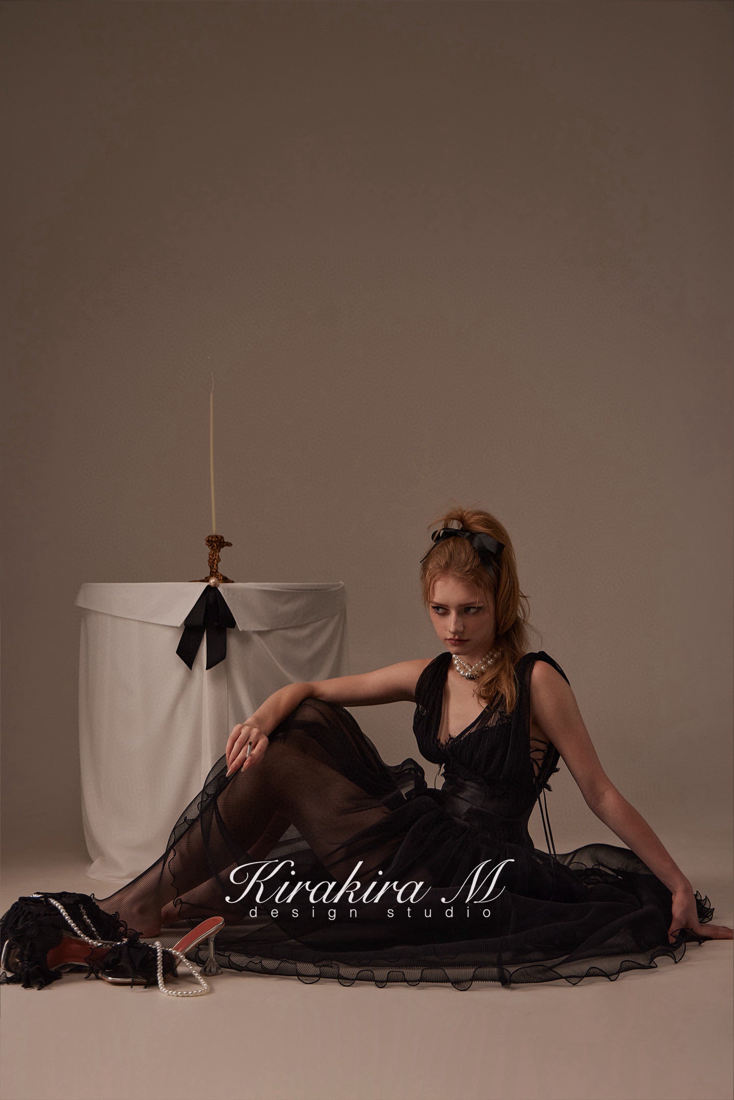 Kirakira M Black V- neck Maxi Dress