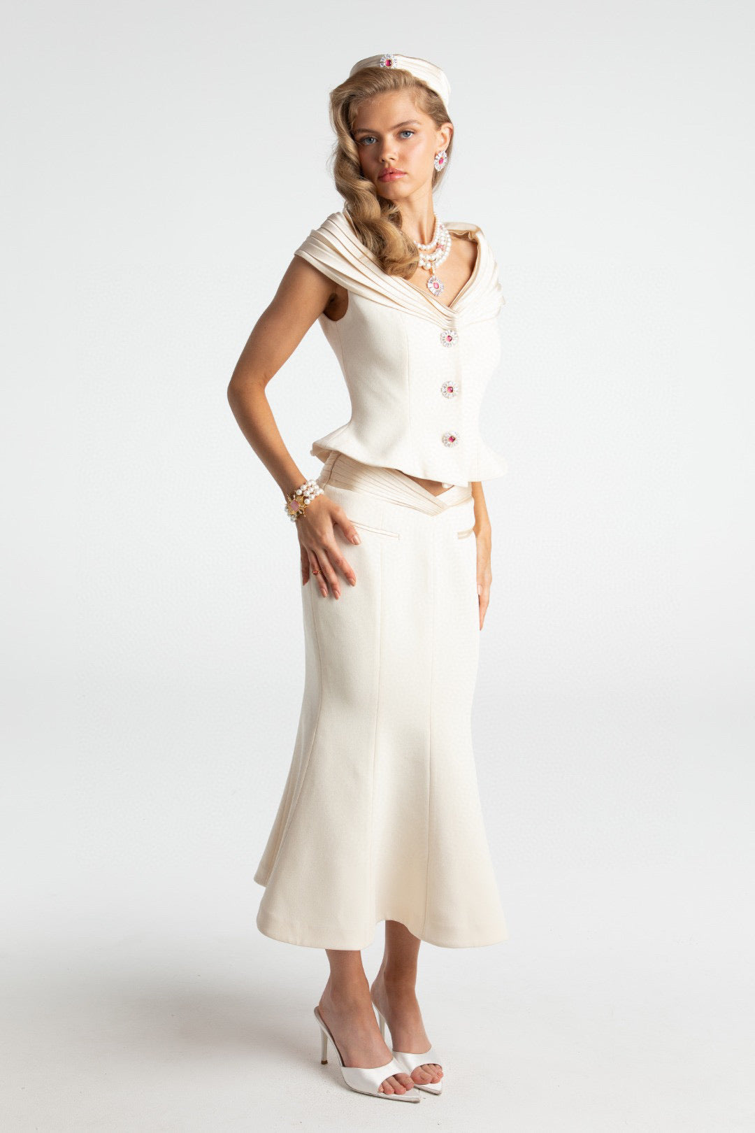 Nana Jacqueline white V-neck waistband top fishtail skirt