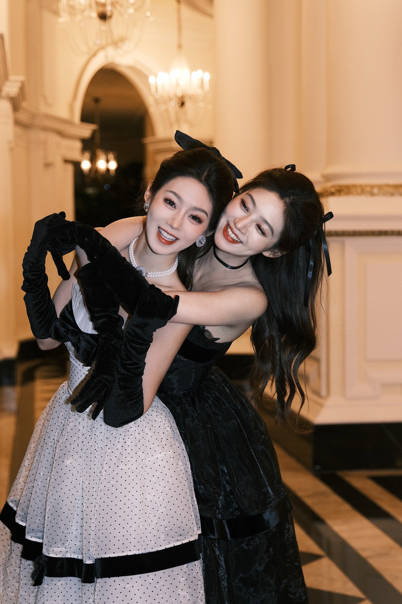 CALLRINDUCK BLACK& WHITE FISHBONE TULLE MIDI DRESS(Sales)