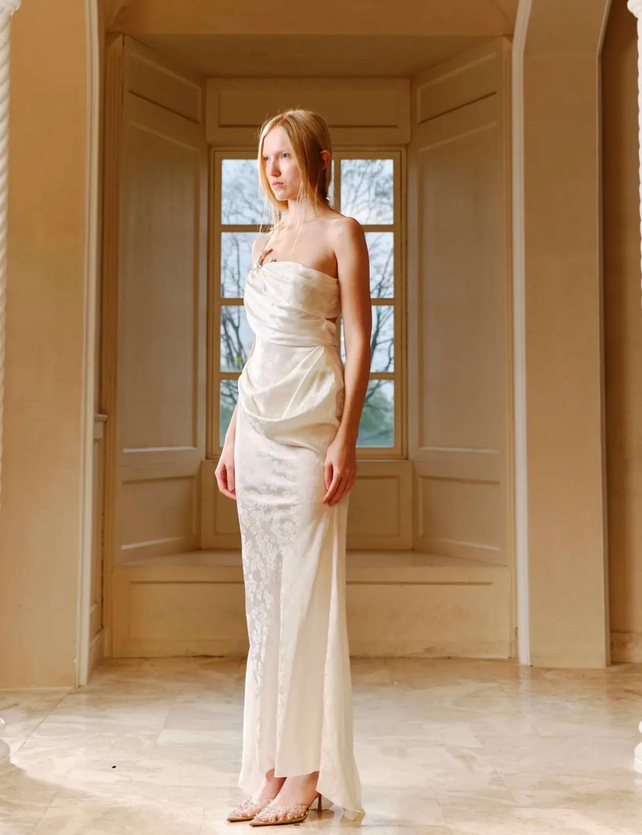 XIANGQIAOSHENG Black Moonlight Maxi Dress