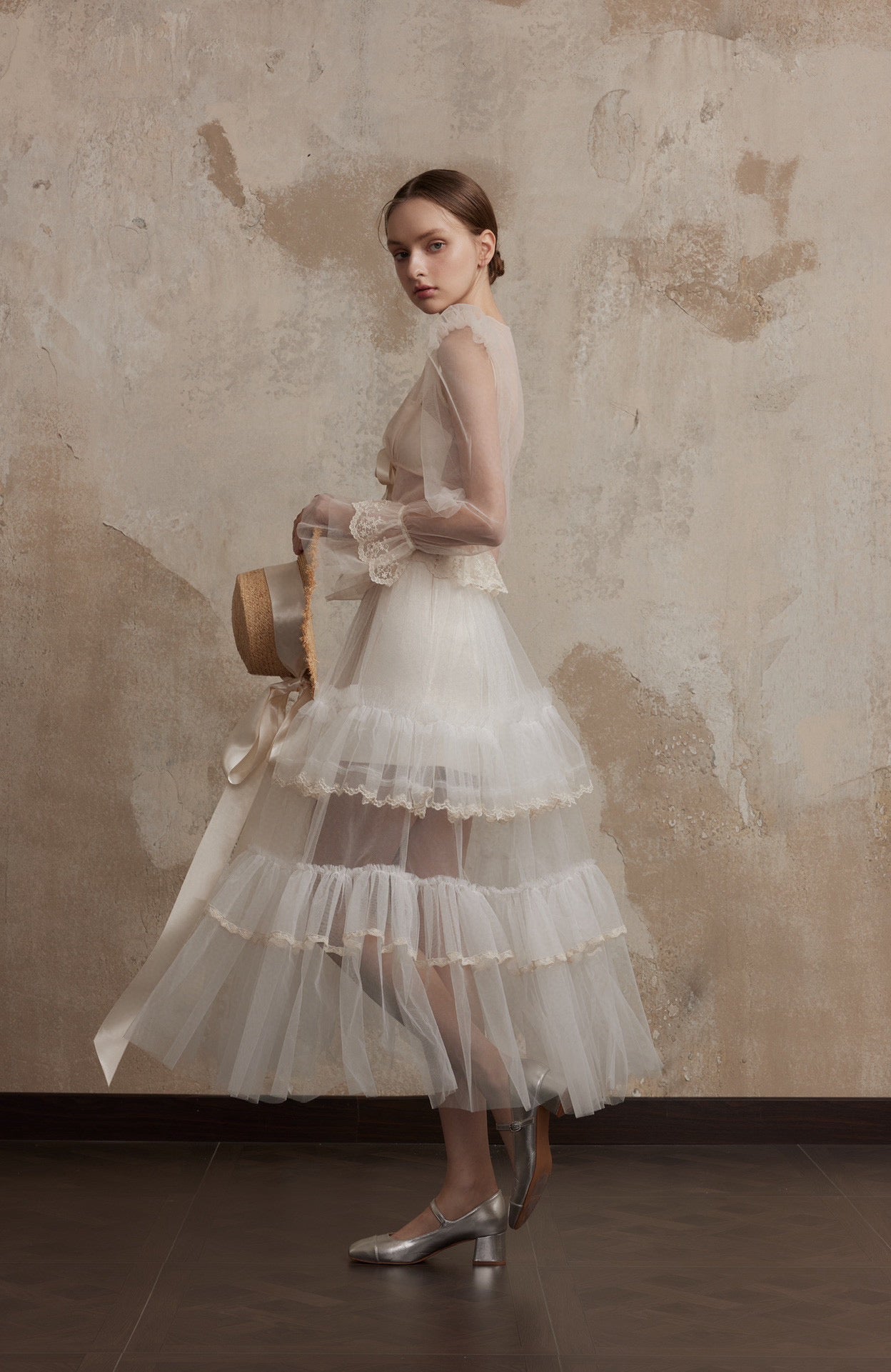 Cream Bownot Top & Bow Tulle Multi-Layer Ruffled Maxi Skirt