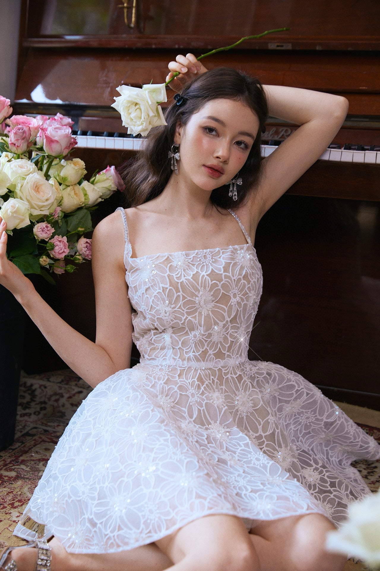 WARDROBE BY CHEN
White party mini dress