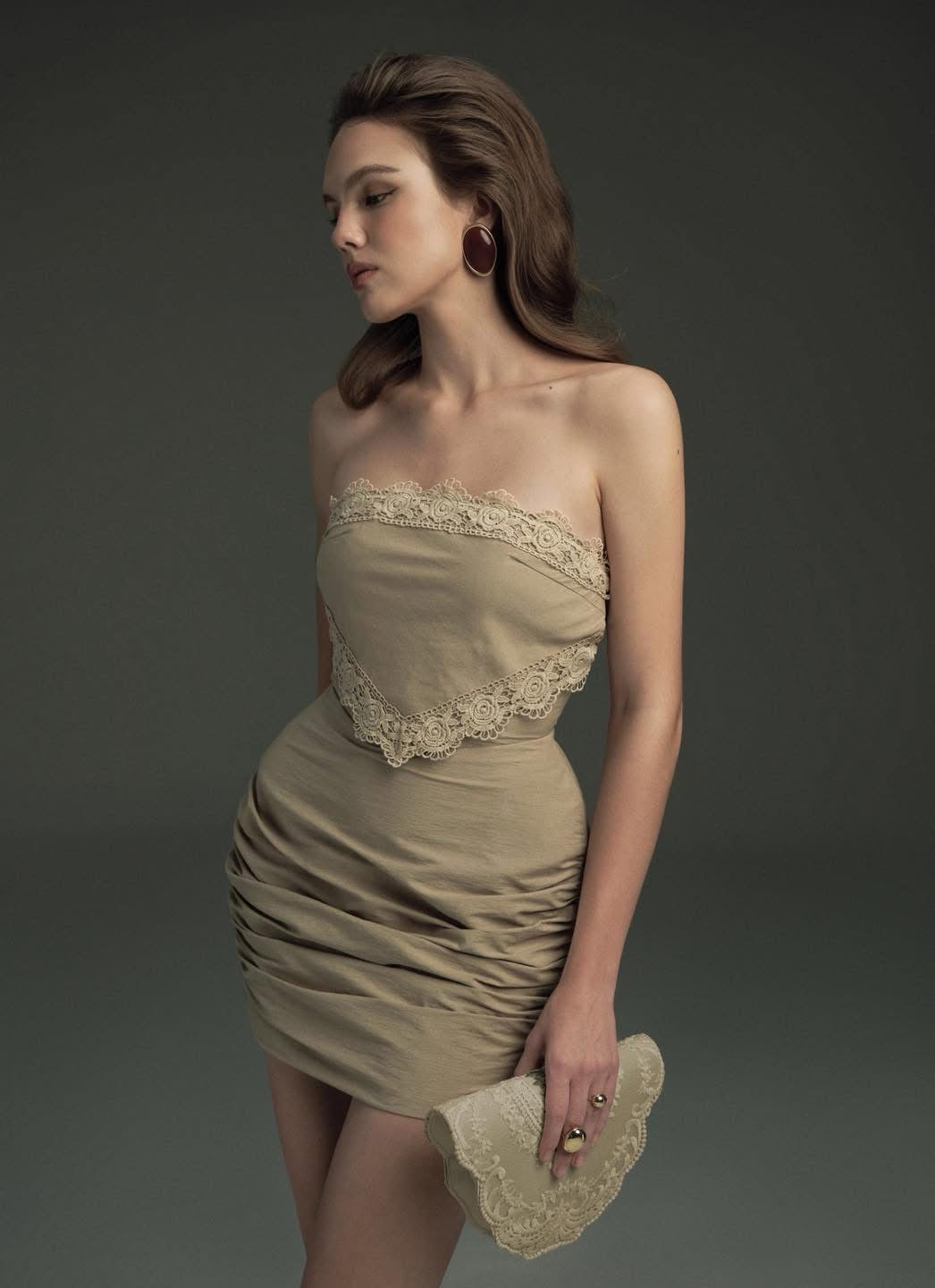 OIA STUDIOS White Sexy Vacation Porcelaine Mini Dress