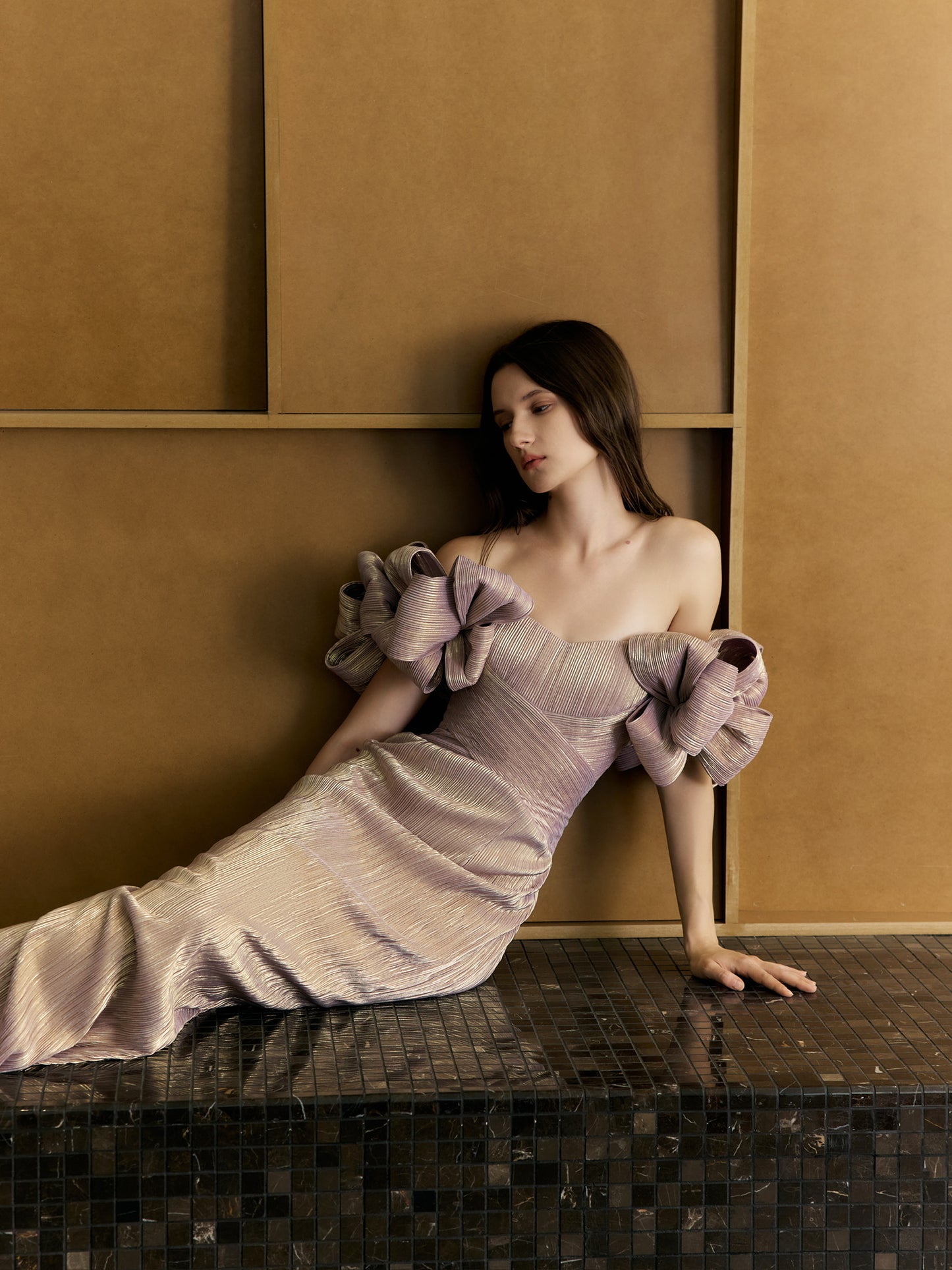 AMUSEE MOI WEEKEND Elegant Formal Pink Gold Floating Island Maxi Dress