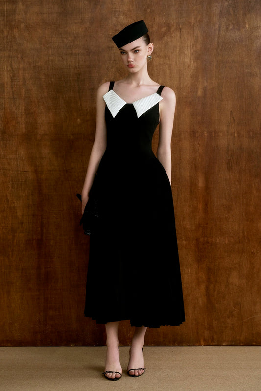 CICI Black Elegant Vacation Isabeau Heartneck Midi Dress