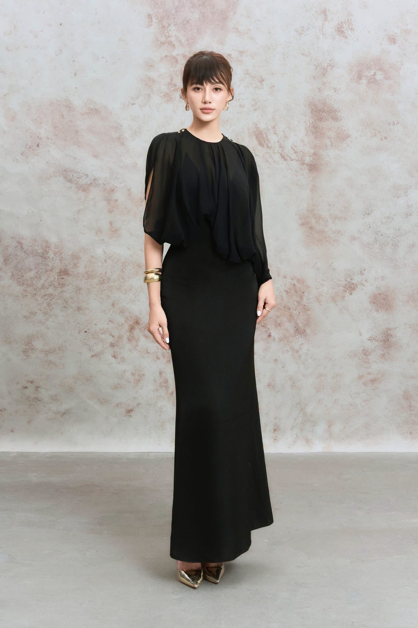 DENIO Elegant Minimalist Black Wren Gathered Volie Maxi Dress