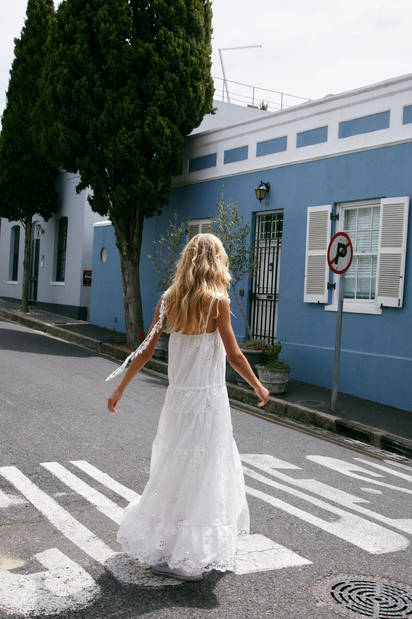 MIN PURA White Vacation Sweet Lerato Maxi Dress