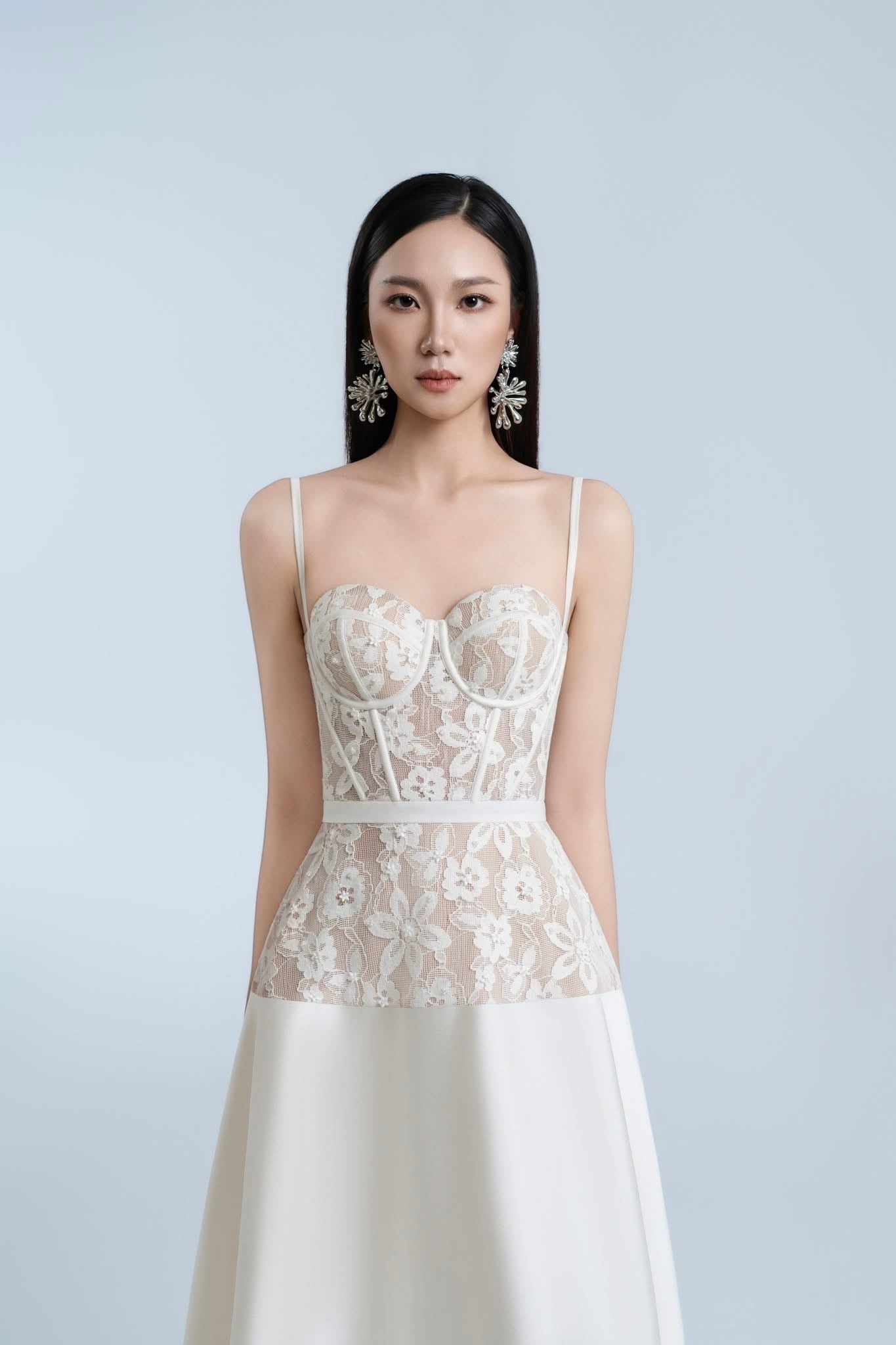 DETHEIA Elegant Vacation White Aurora Maxi Dress