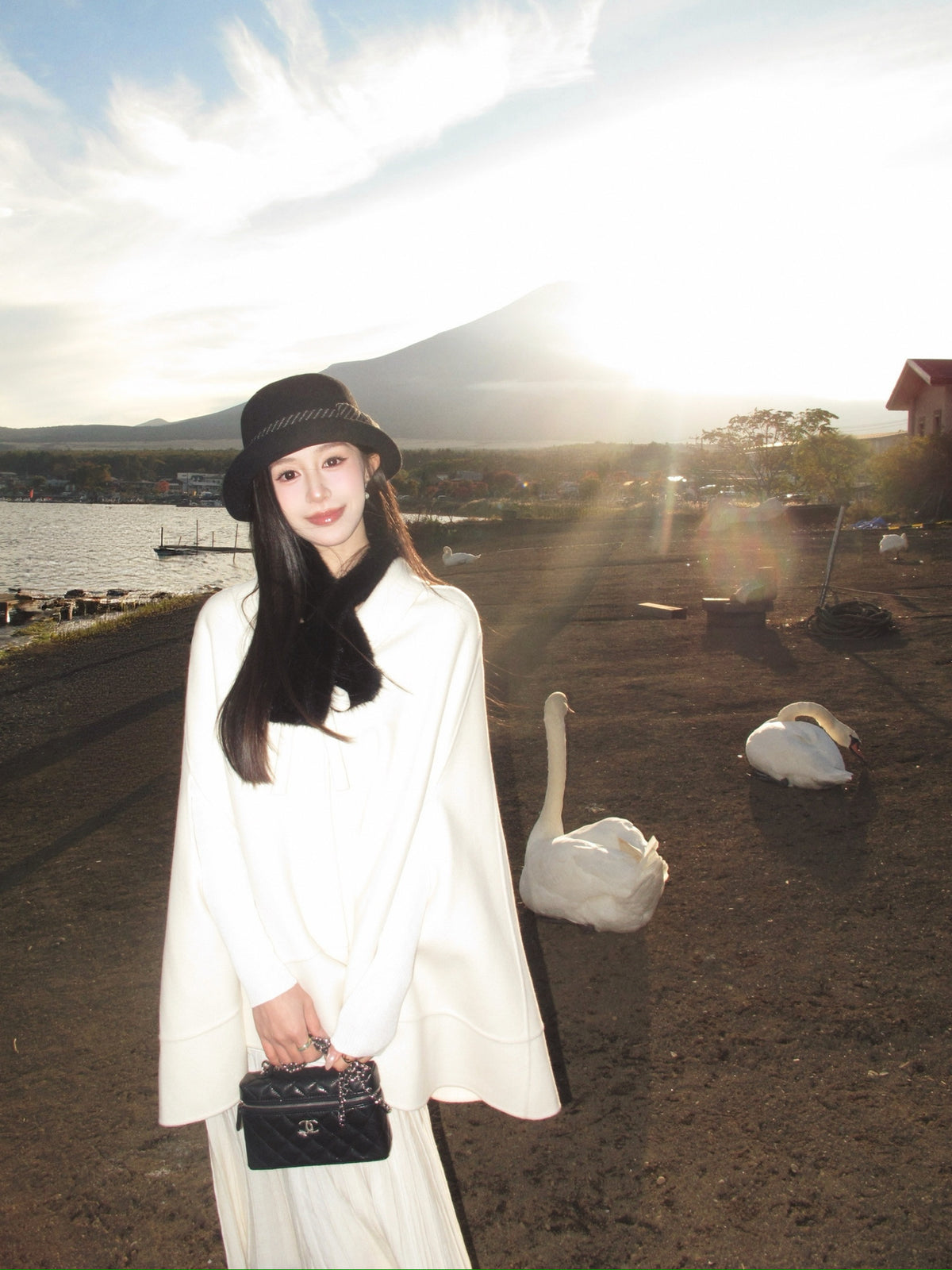 Maison Wester White Bow-Tie Fastened Tweed Cloak Coat