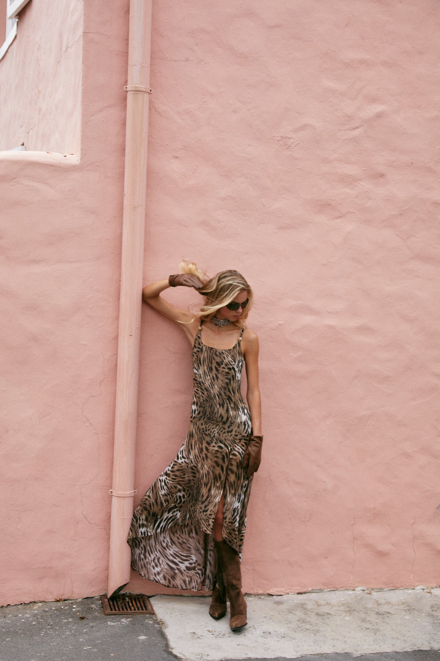 MIN PURA Brown Leopard Vacation Sweet Maroela Midi Dress