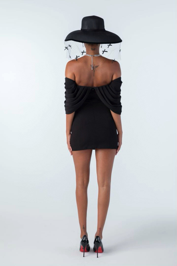 Nana Jacqueline White Black One Shoulder Bow Mini Dress