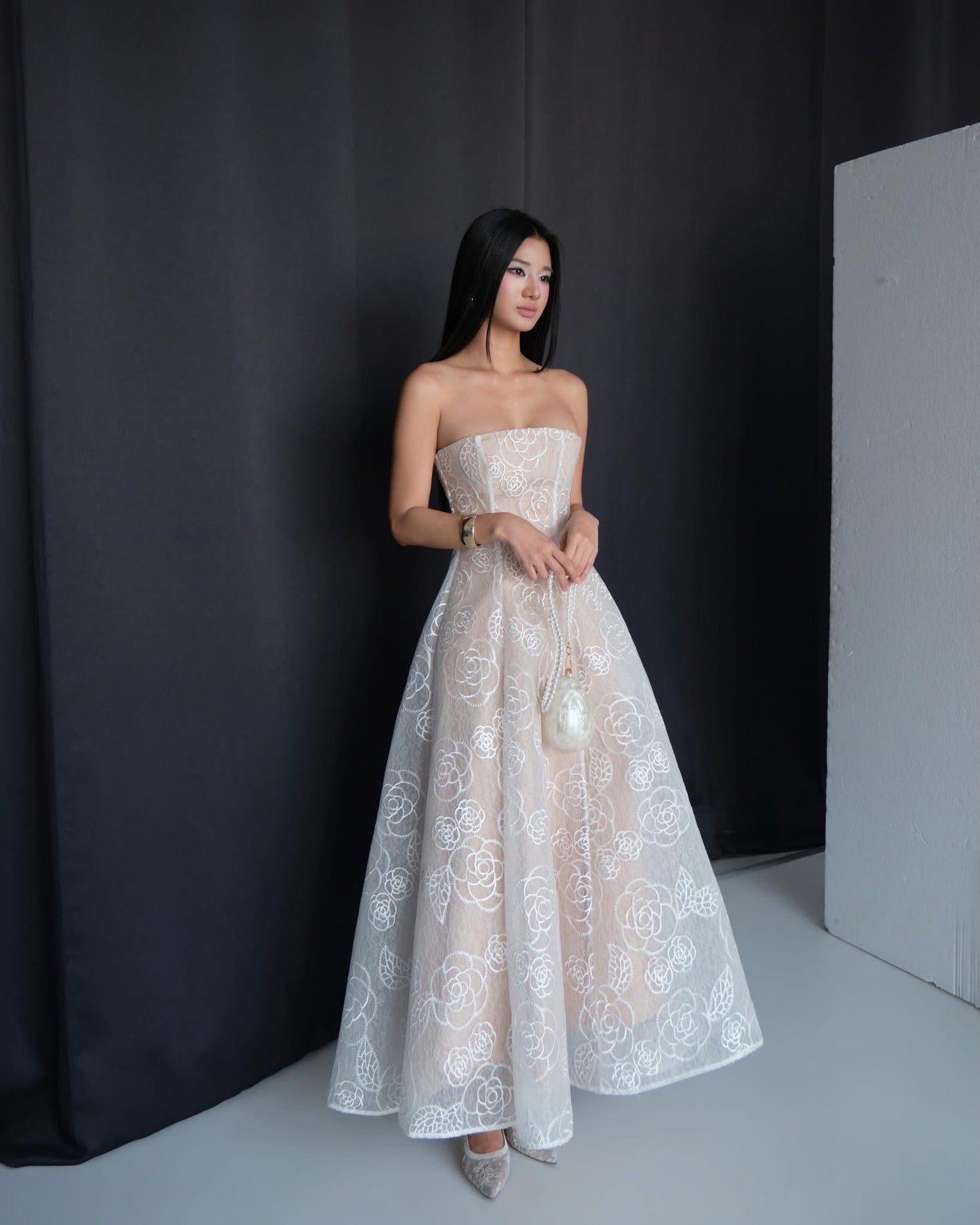 DELICIAE White Lace Alyssa Midi Dress