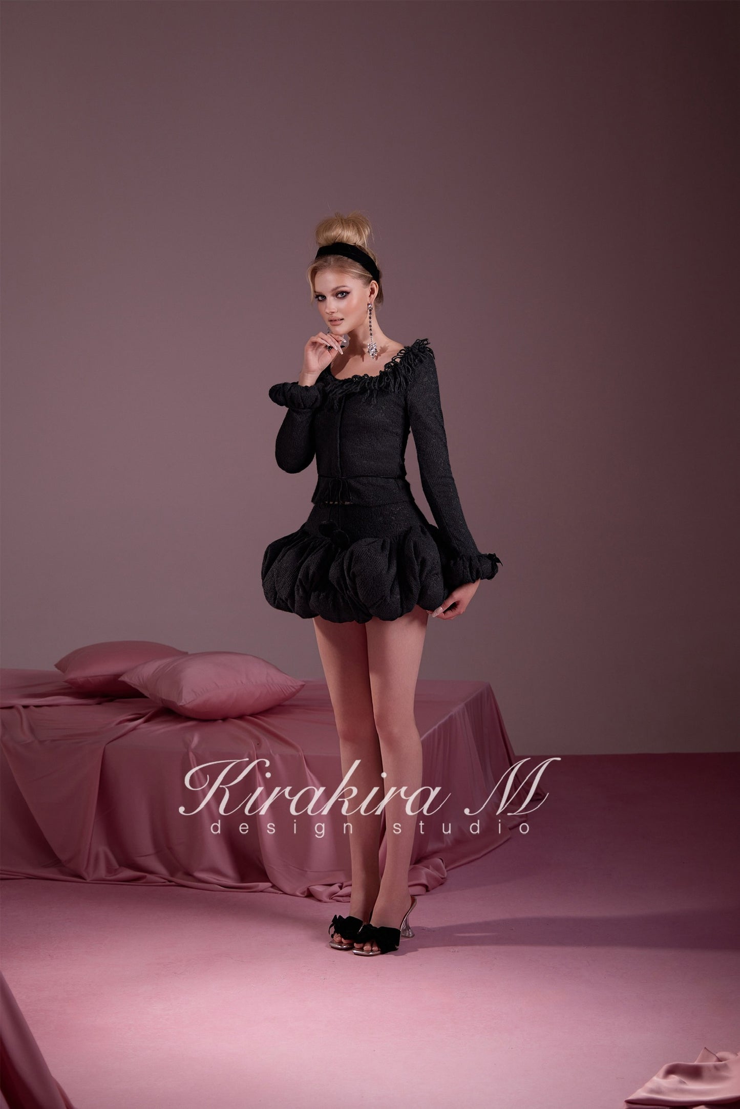 KIRAKIRA M Black Stretch Knit Bubble Sleeve Jacket & Skirt