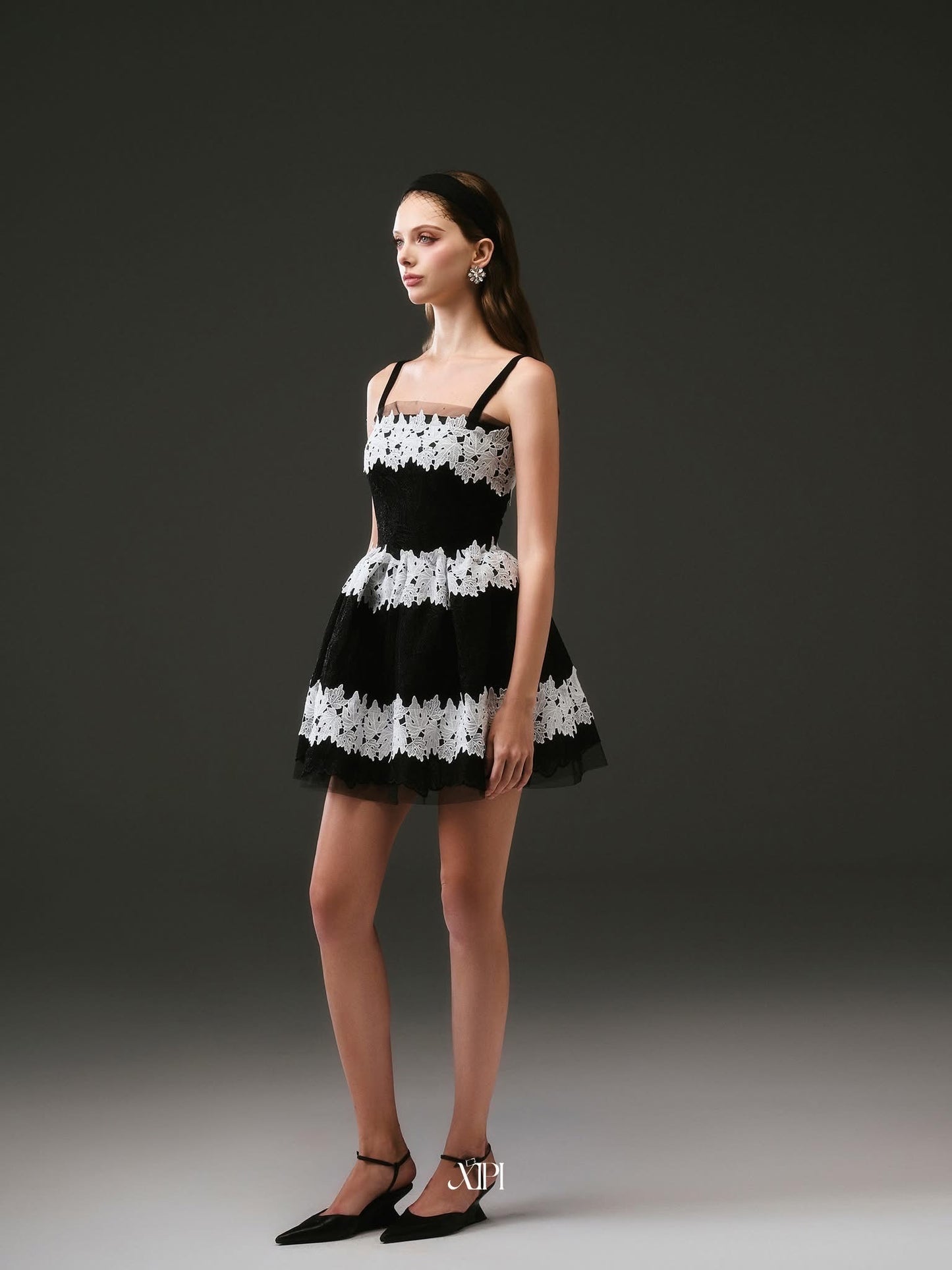 XIPI Black Elegant Lueur Mini Dresss
