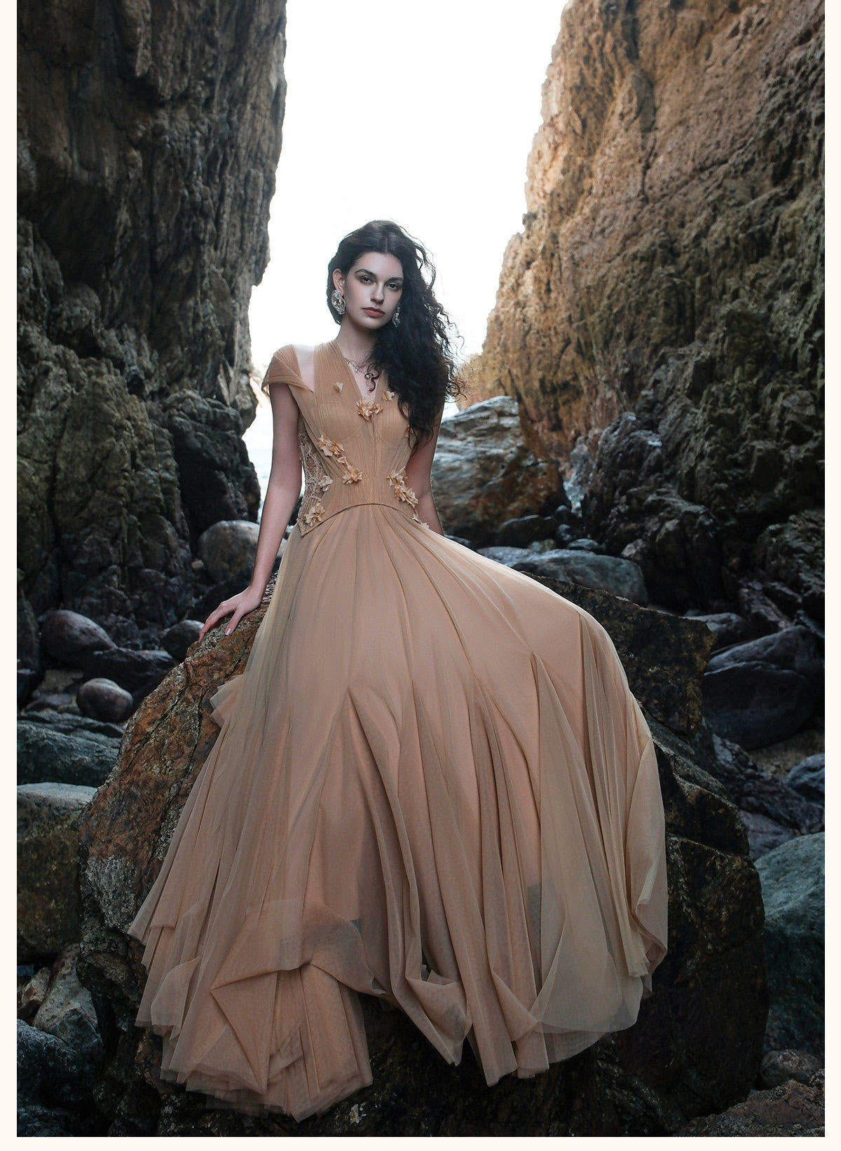 SHEERLUCK Green Elegant Tidal Lace Layer Maxi Dress