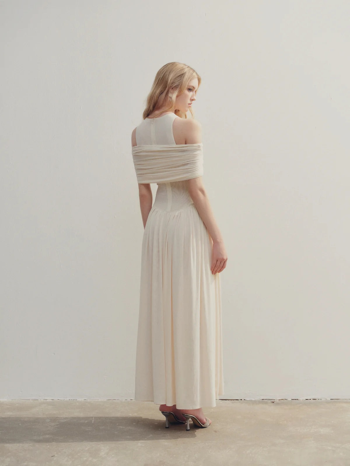 DELICIAE Brown Minimalist Margot Maxi Dress