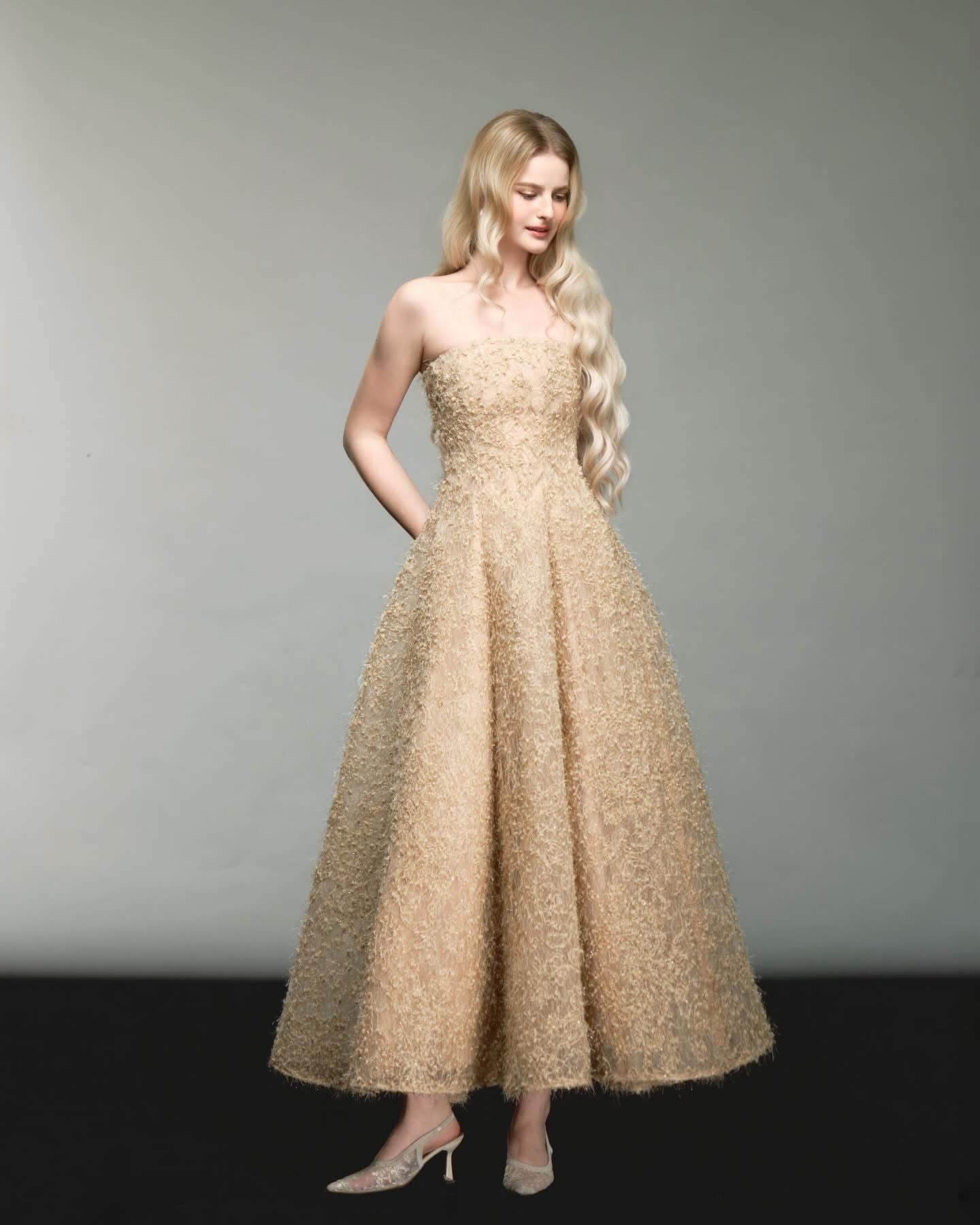 DELICIAE Gold Floral Cindy Maxi Dress
