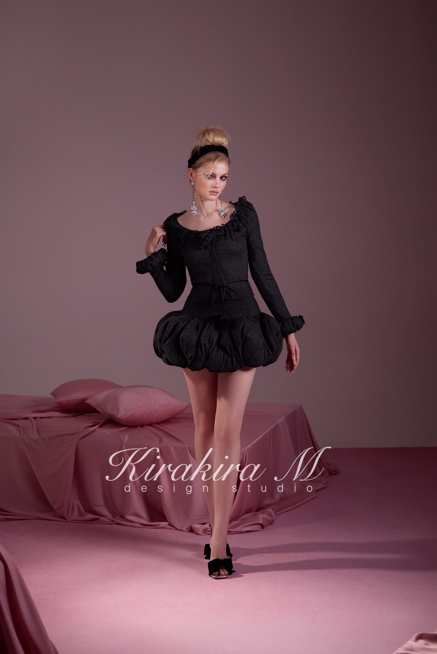 KIRAKIRA M Black Stretch Knit Bubble Sleeve Jacket & Skirt