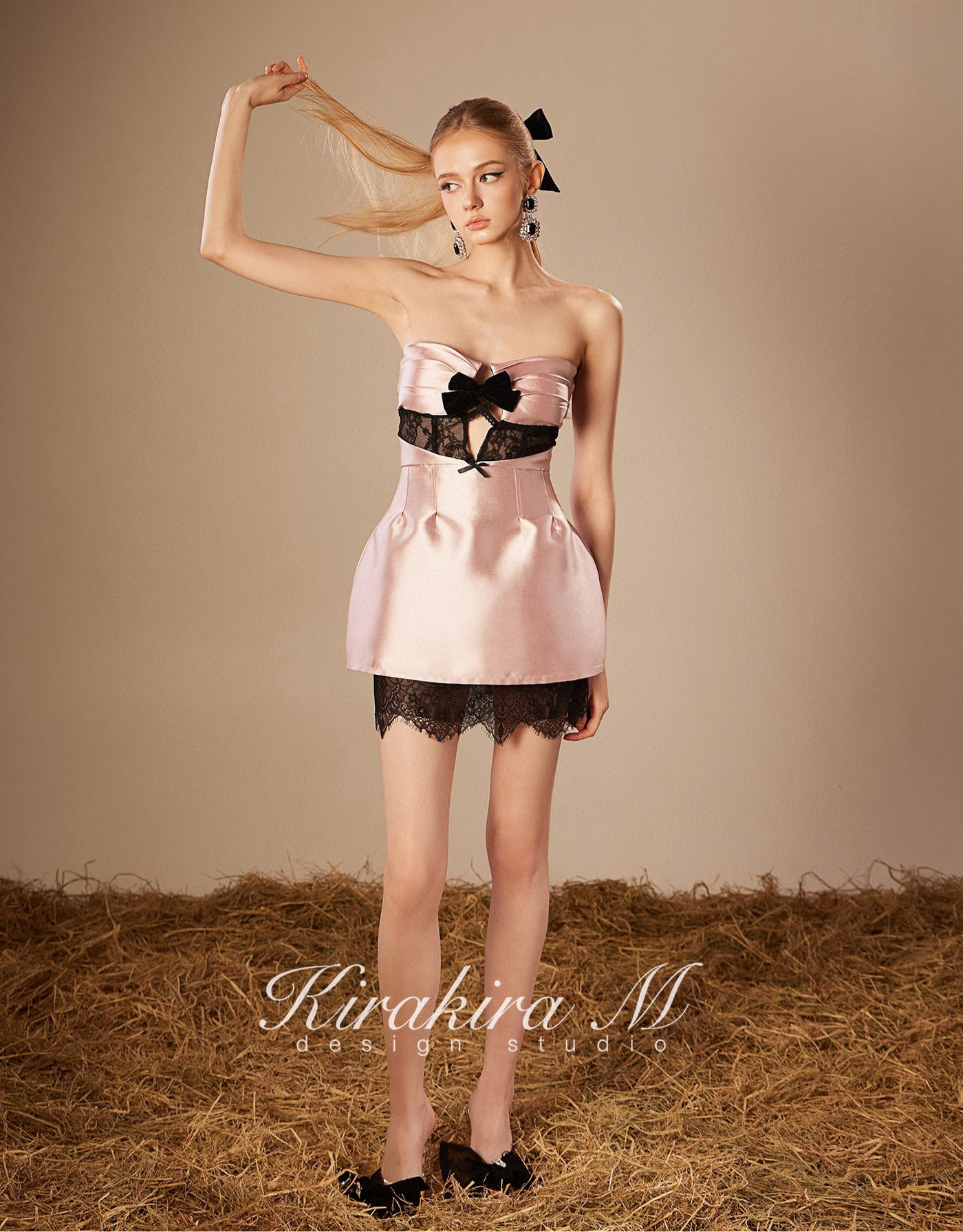 KIRAKIRA M Pink Shiny Hollow Out Bow Embellished Sheath Mini Dress