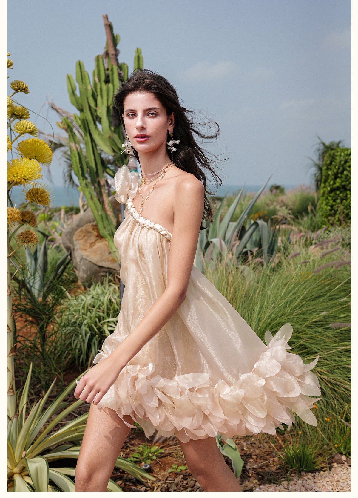 Sheerluck Elegant Vacation Nude Lido Atmospheric Off-the-Shoulder Sequinned Backless Mini Dress