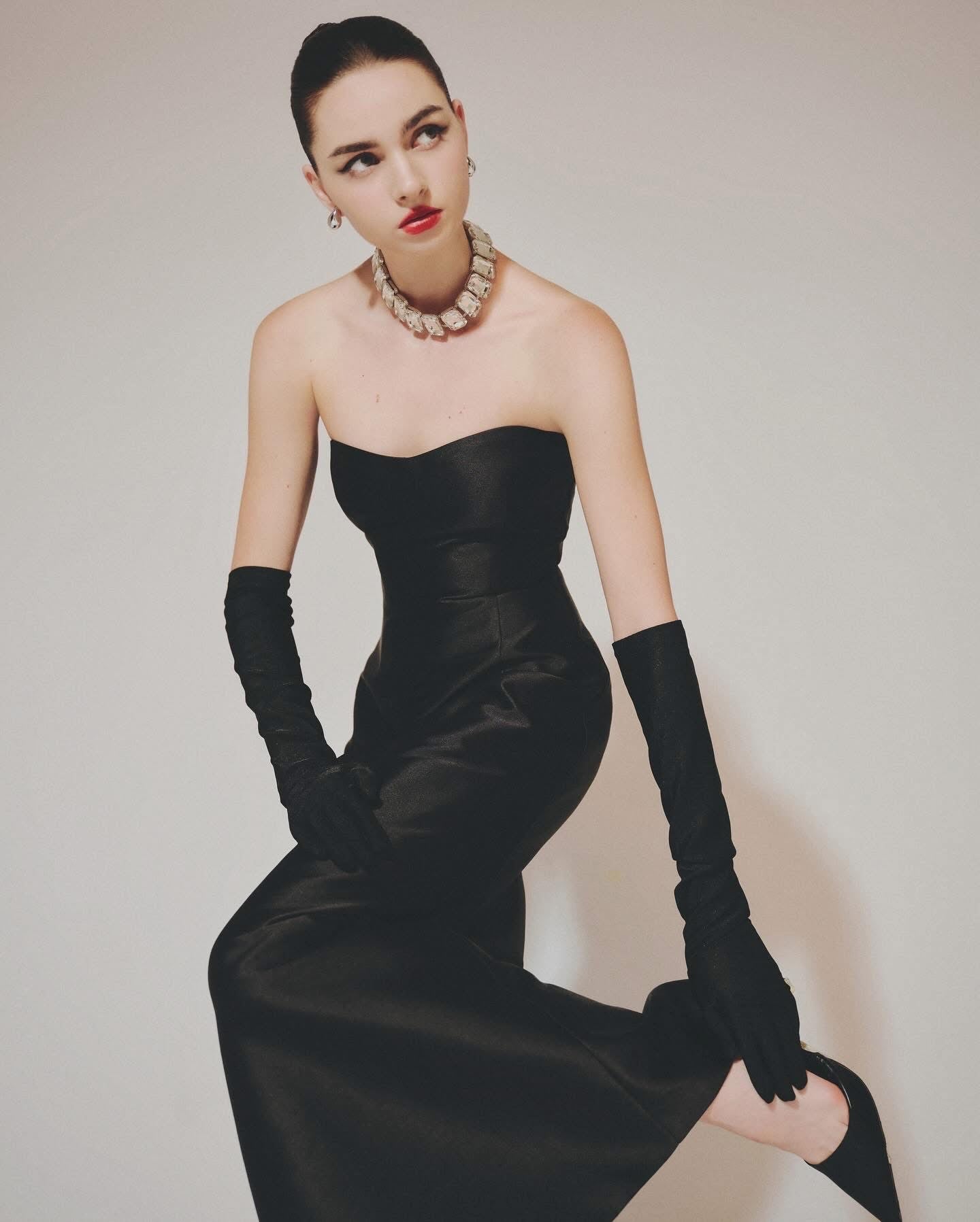 DELICIAE Black Elegant Minimalist Delys Maxi Dress