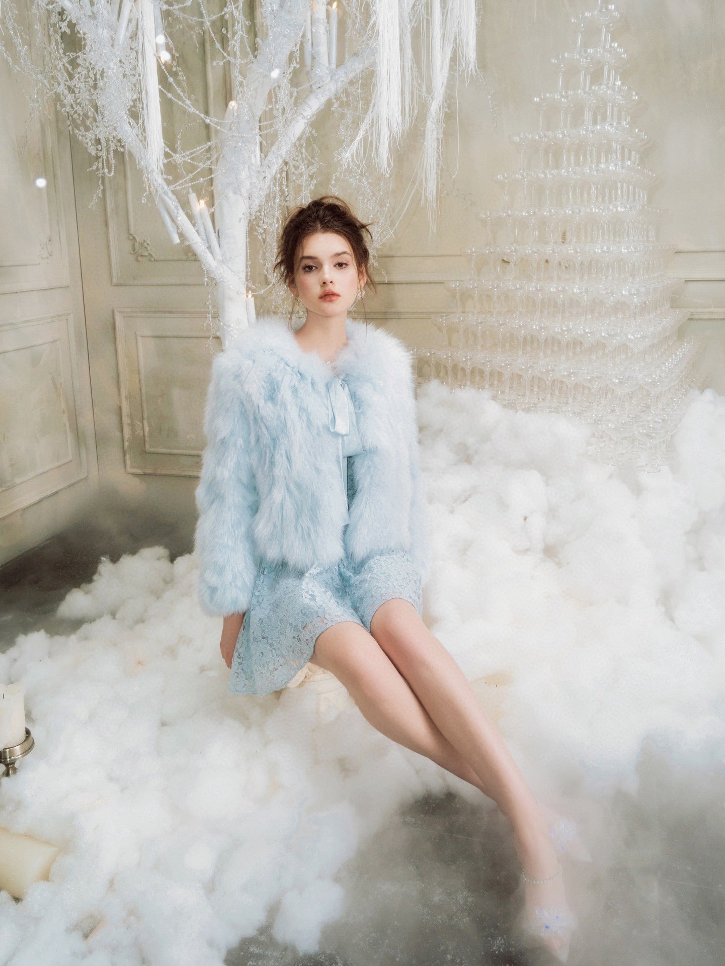 WARDROBE BY CHEN Gorgeous blue mini dress sparkling belted fox fur jacket