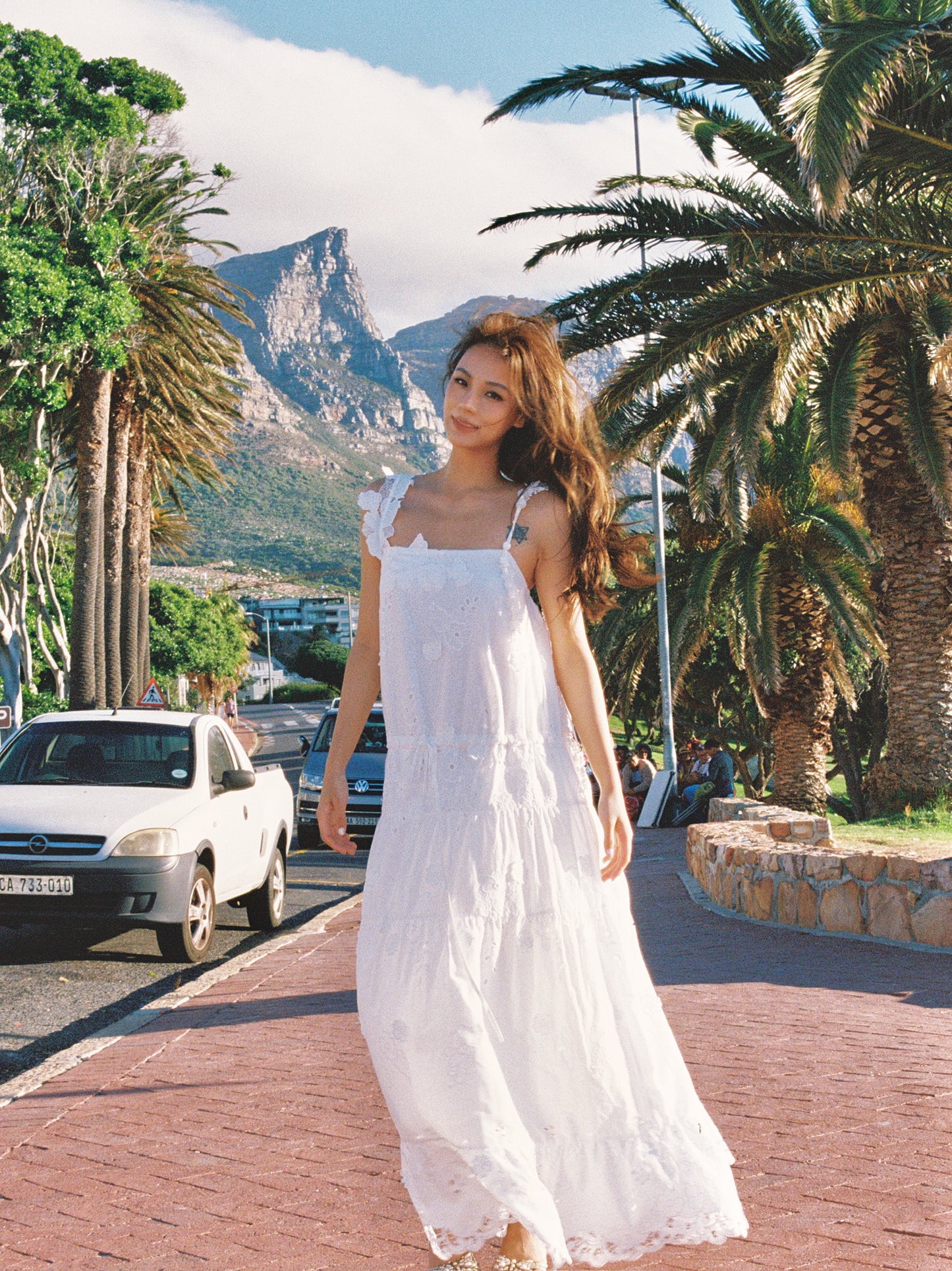 MIN PURA White Vacation Sweet Lerato Maxi Dress