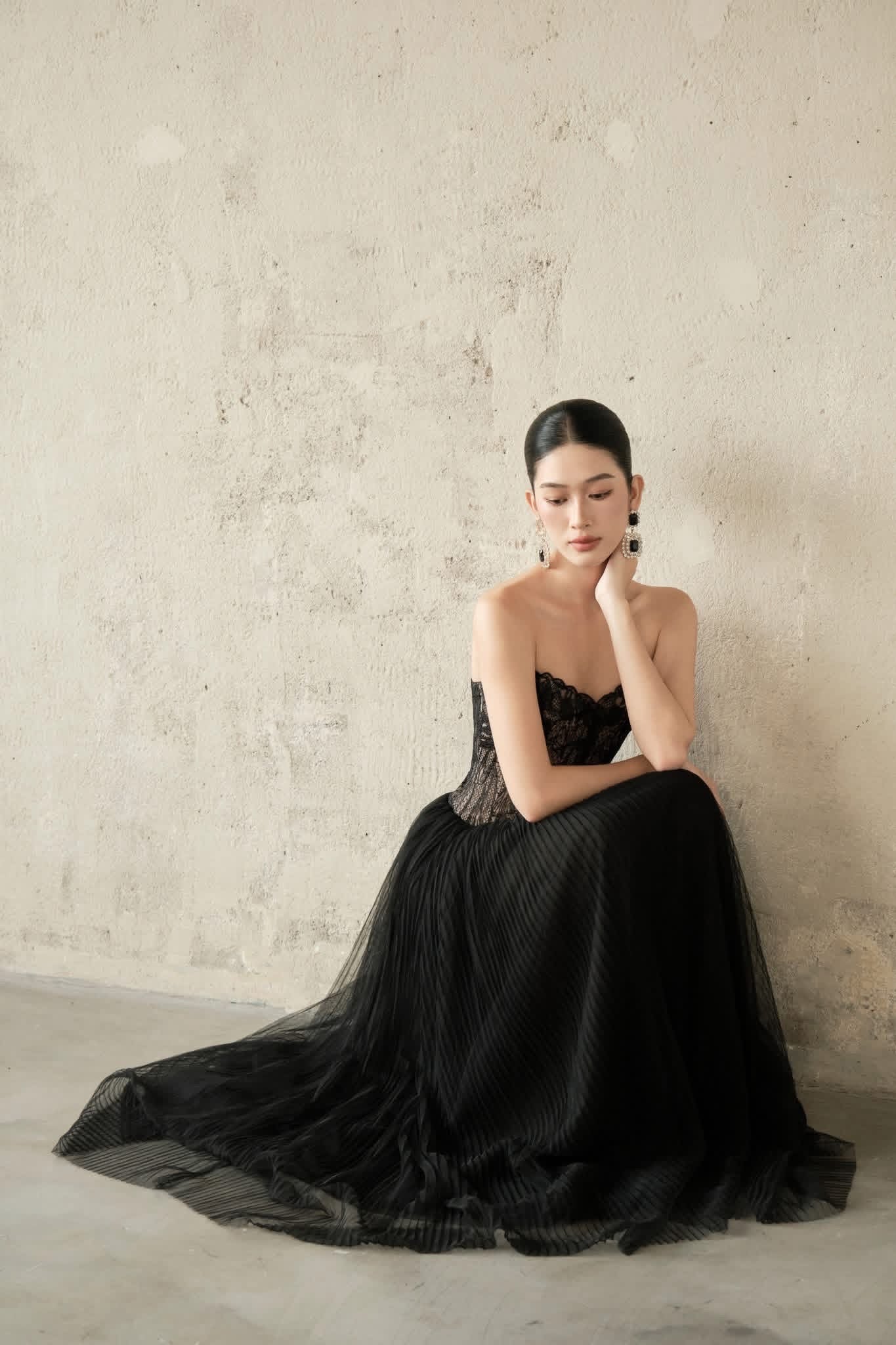 DELICIAE Black Carly Maxi Dress